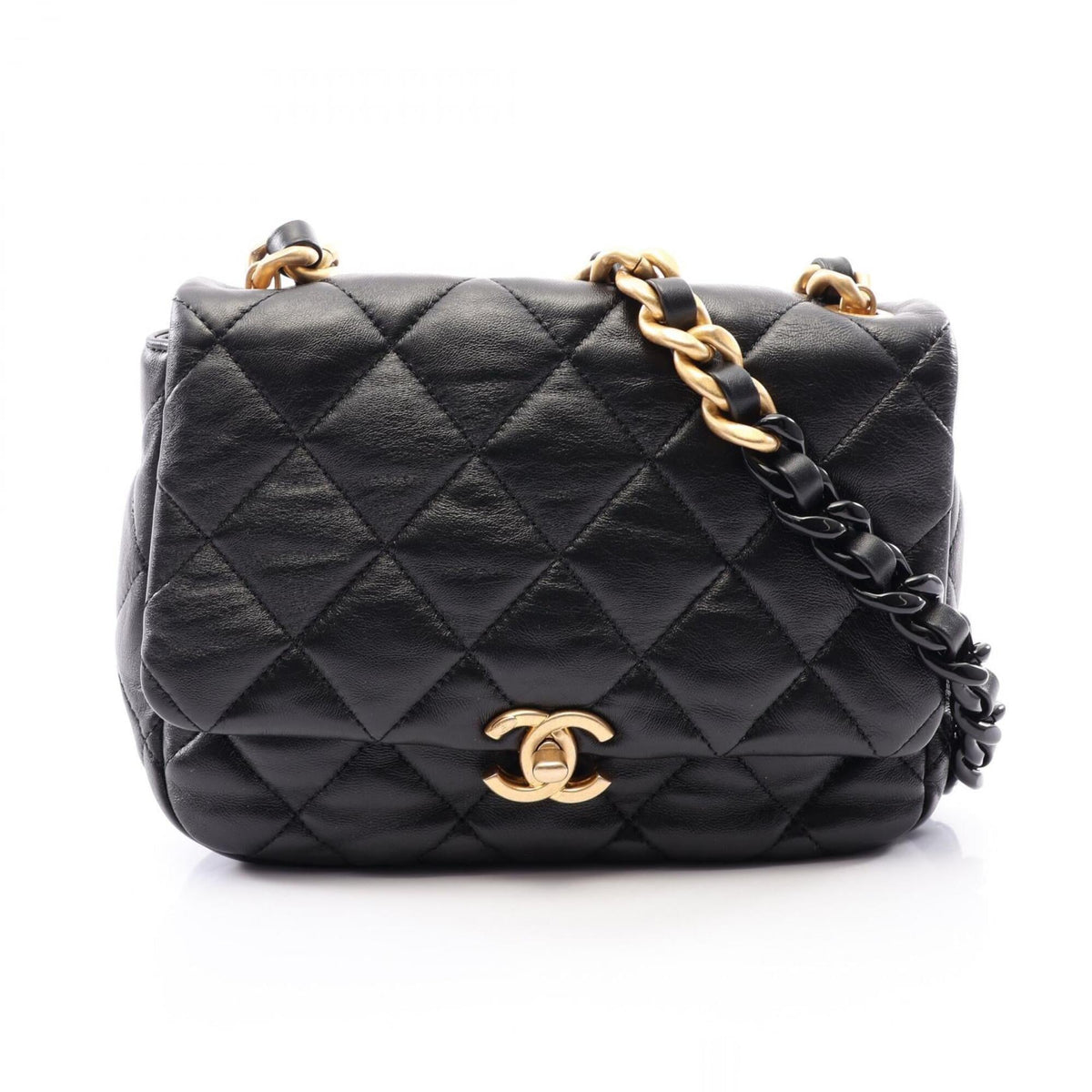 Chanel Matelasse Black Leather Handbag Shoulder Bag (Pre-Owned)