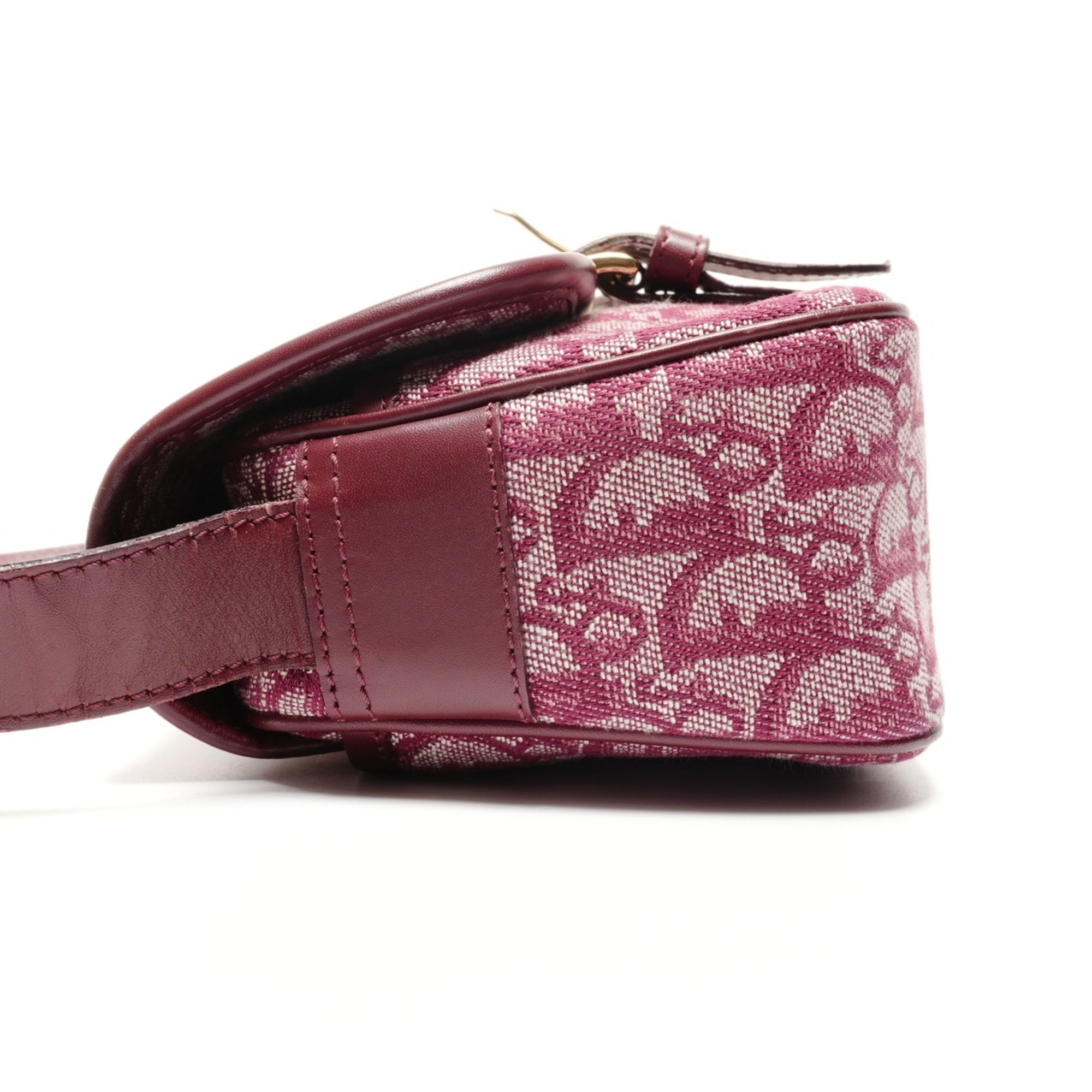 Christian Dior Red Color Shoulder Bag (Pre-Owned)