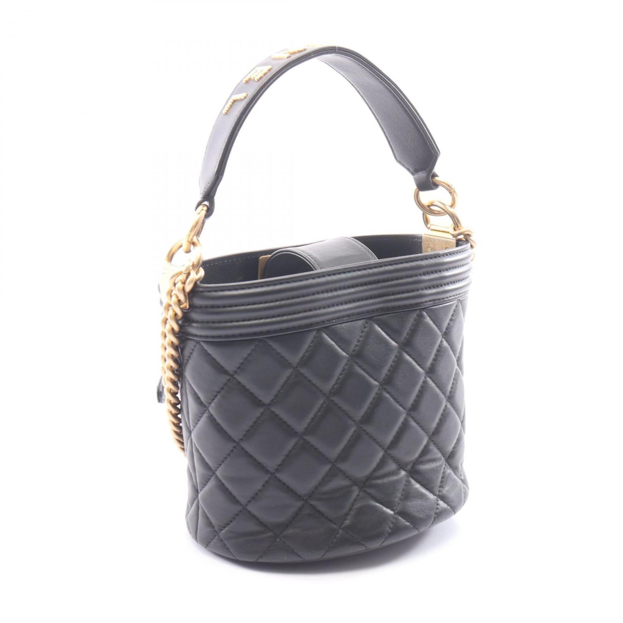 Chanel Black Leather Handbag Shoulder Bag (Pre-Owned)