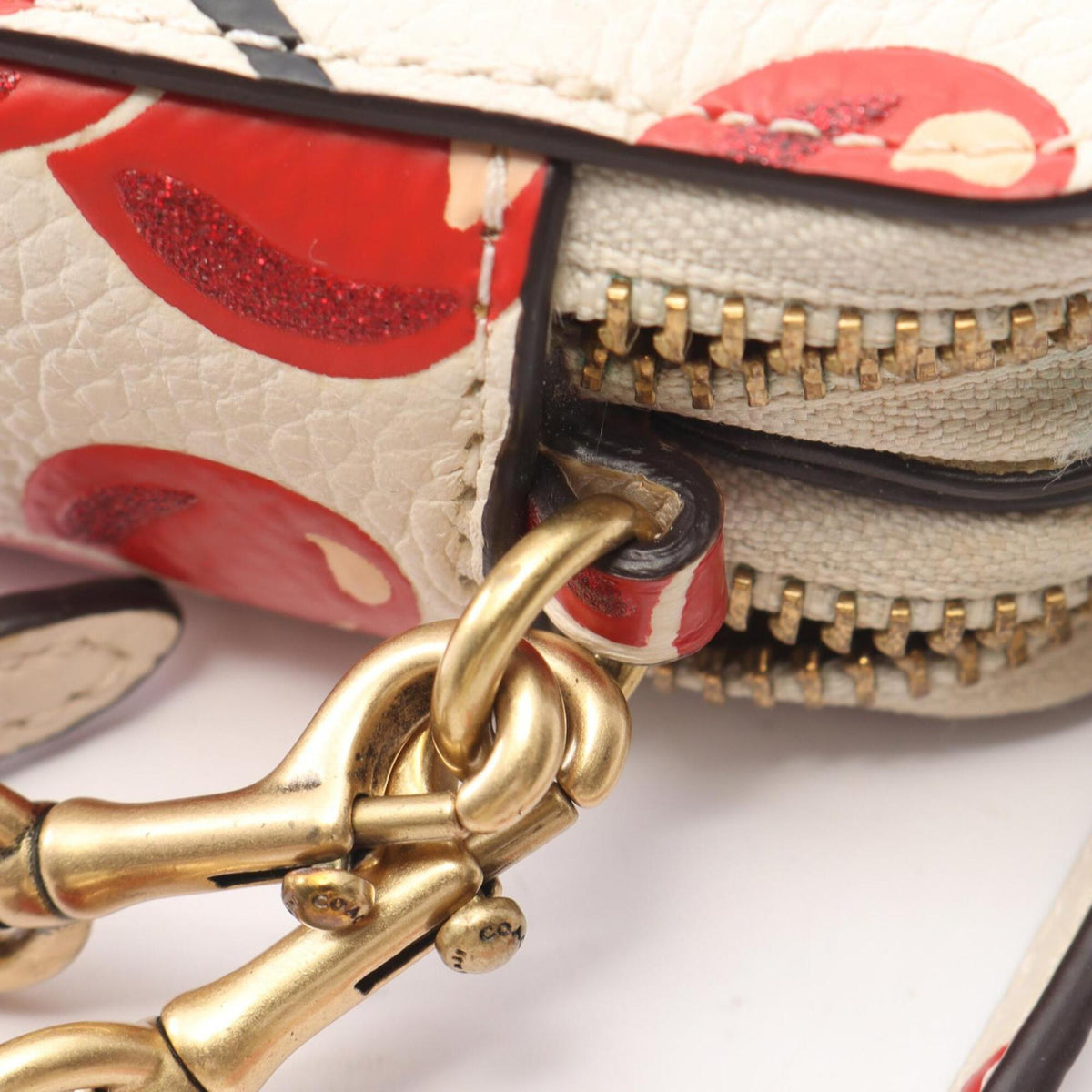 Coach Black Ivory Red Color Leather Handbag Shoulder Bag (Pre-Owned)
