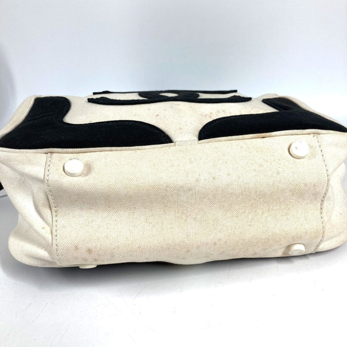 Chanel Black White Canvas Handbag Tote Bag (Pre-Owned)