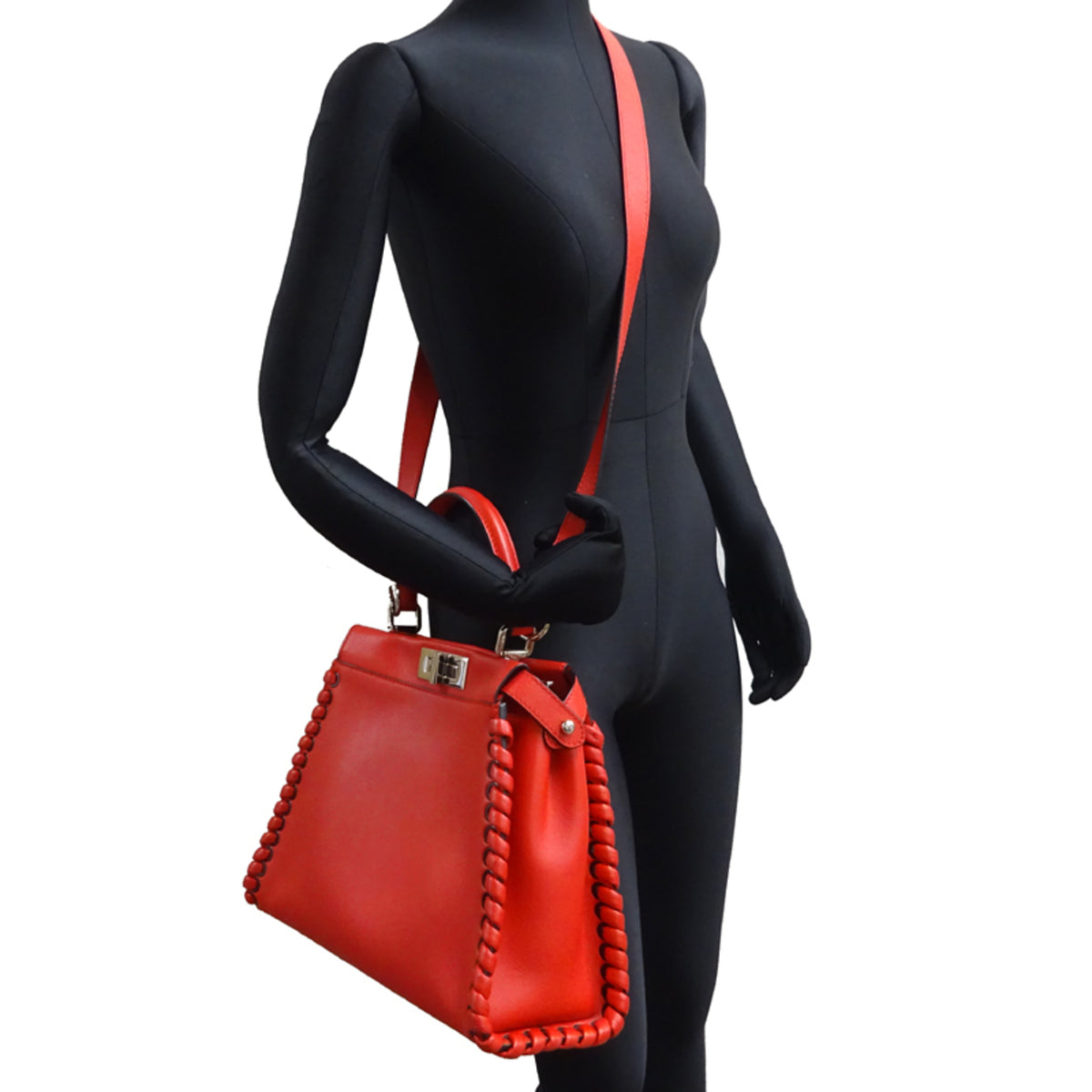 Fendi Red Color Leather Handbag (Pre-Owned)