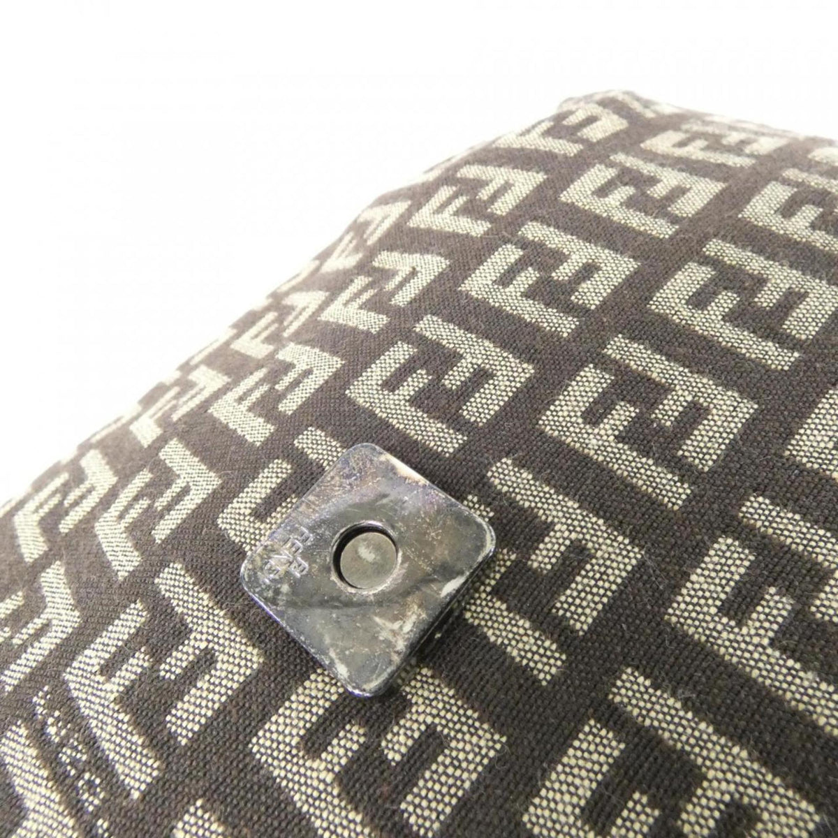 Fendi Beige Brown Canvas Shoulder Bag (Pre-Owned)