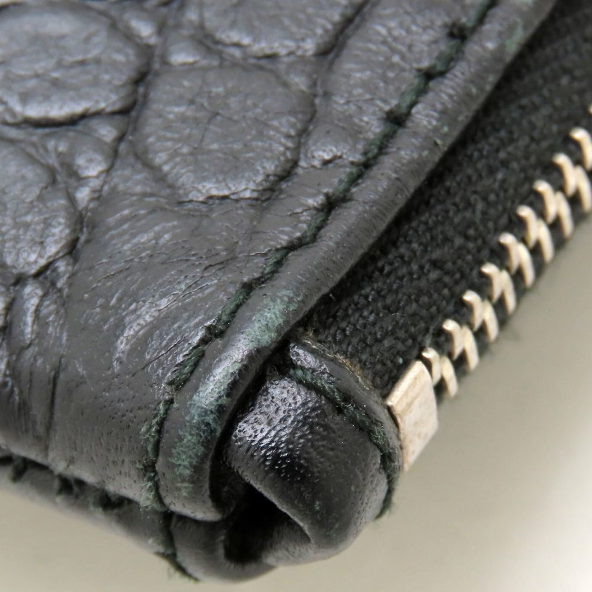 Balenciaga Black Leather Clutch Bag (Pre-Owned)