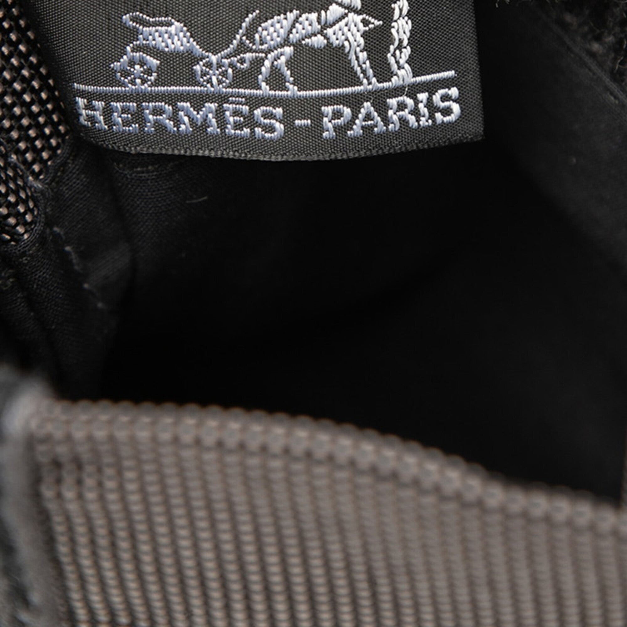 Hermes Black Gray Canvas Pochette Shoulder Bag (Pre-Owned)