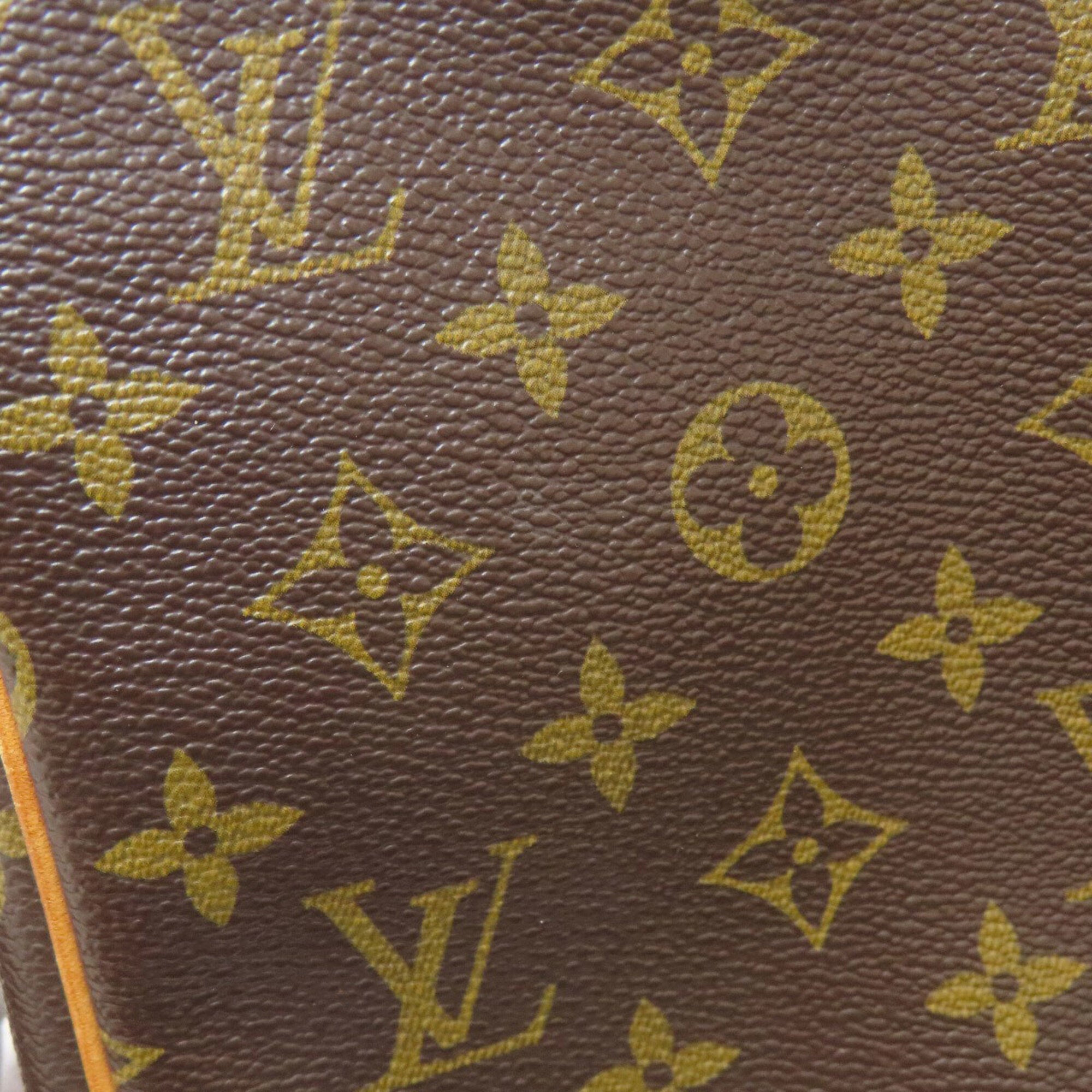 Louis Vuitton Monogram Monogram Canvas Shoulder Bag (Pre-Owned)