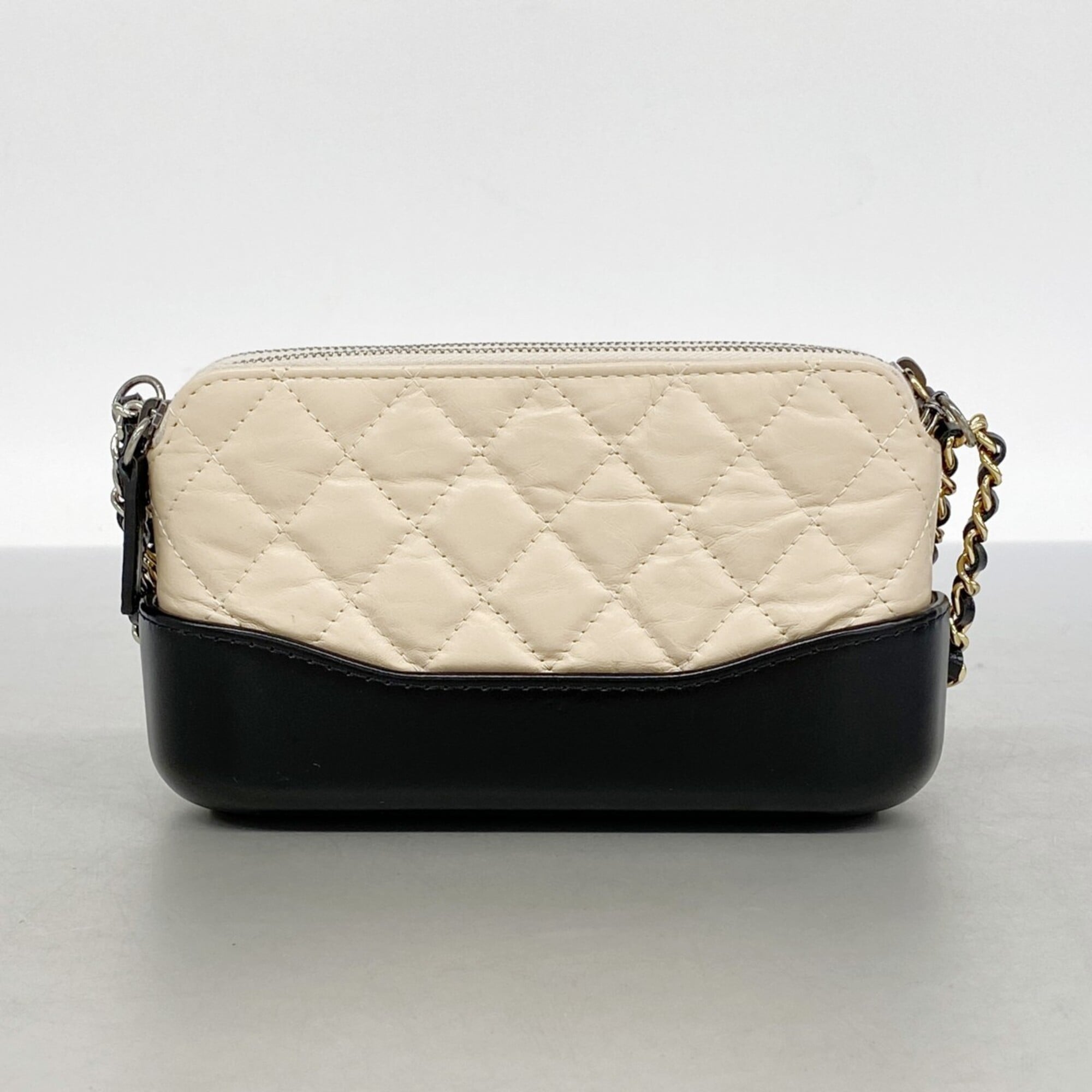 Chanel Beige Black Leather Shoulder Bag (Pre-Owned)