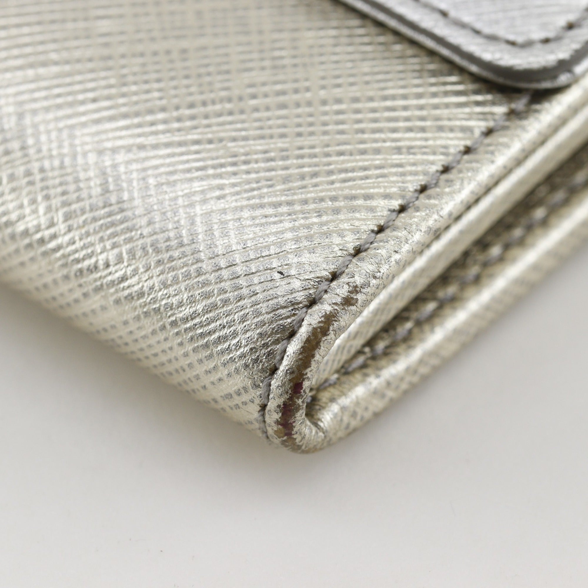 Salvatore Ferragamo Vara Silver Leather Long Wallet (Bi-Fold) (Pre-Owned)