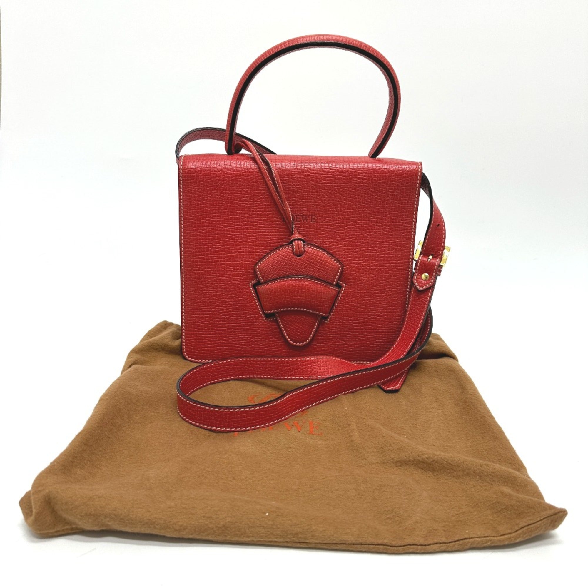 Loewe Red Leather Handbag (Pre-Owned)
