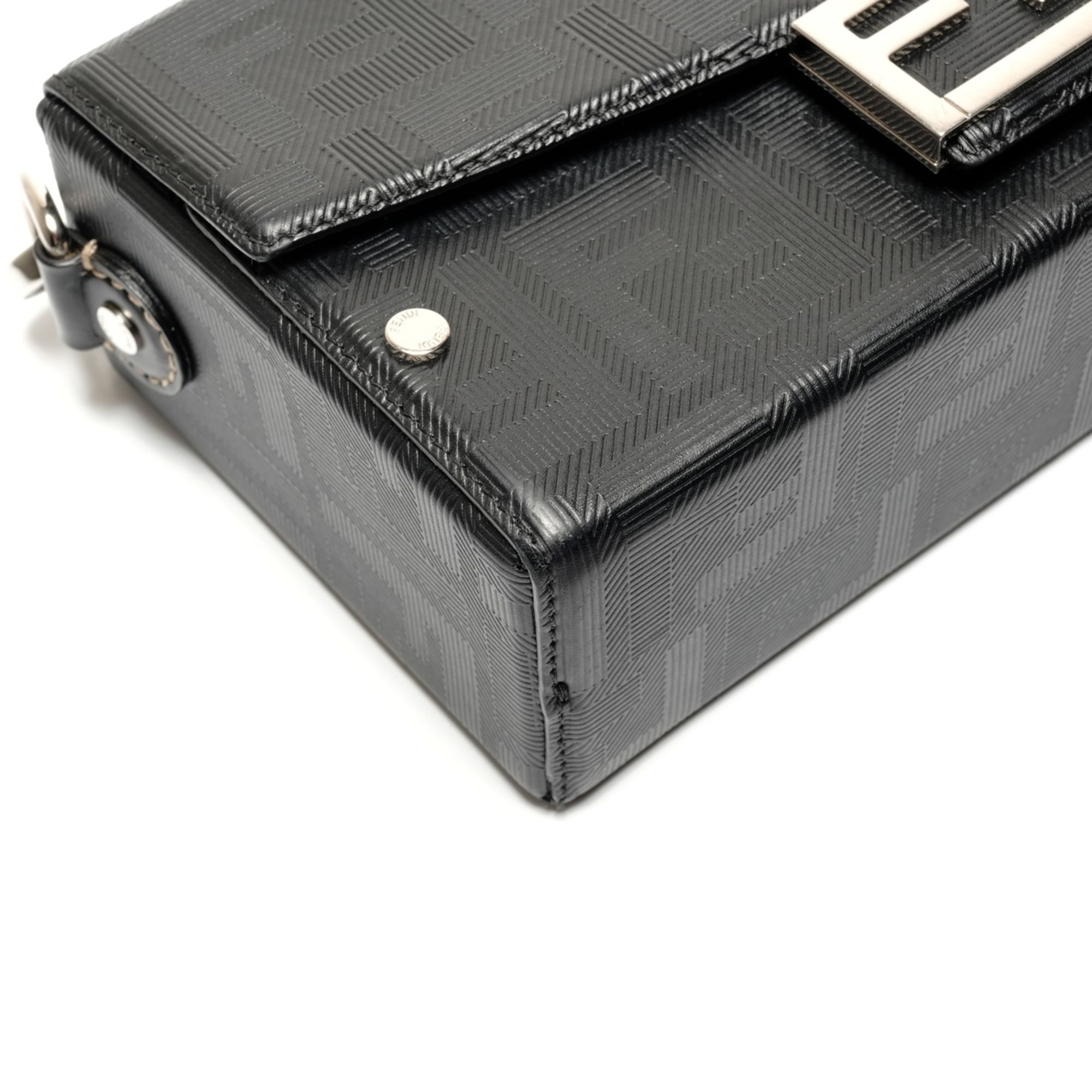 Fendi Black Zucca Shoulder Bag (Pre-Owned)