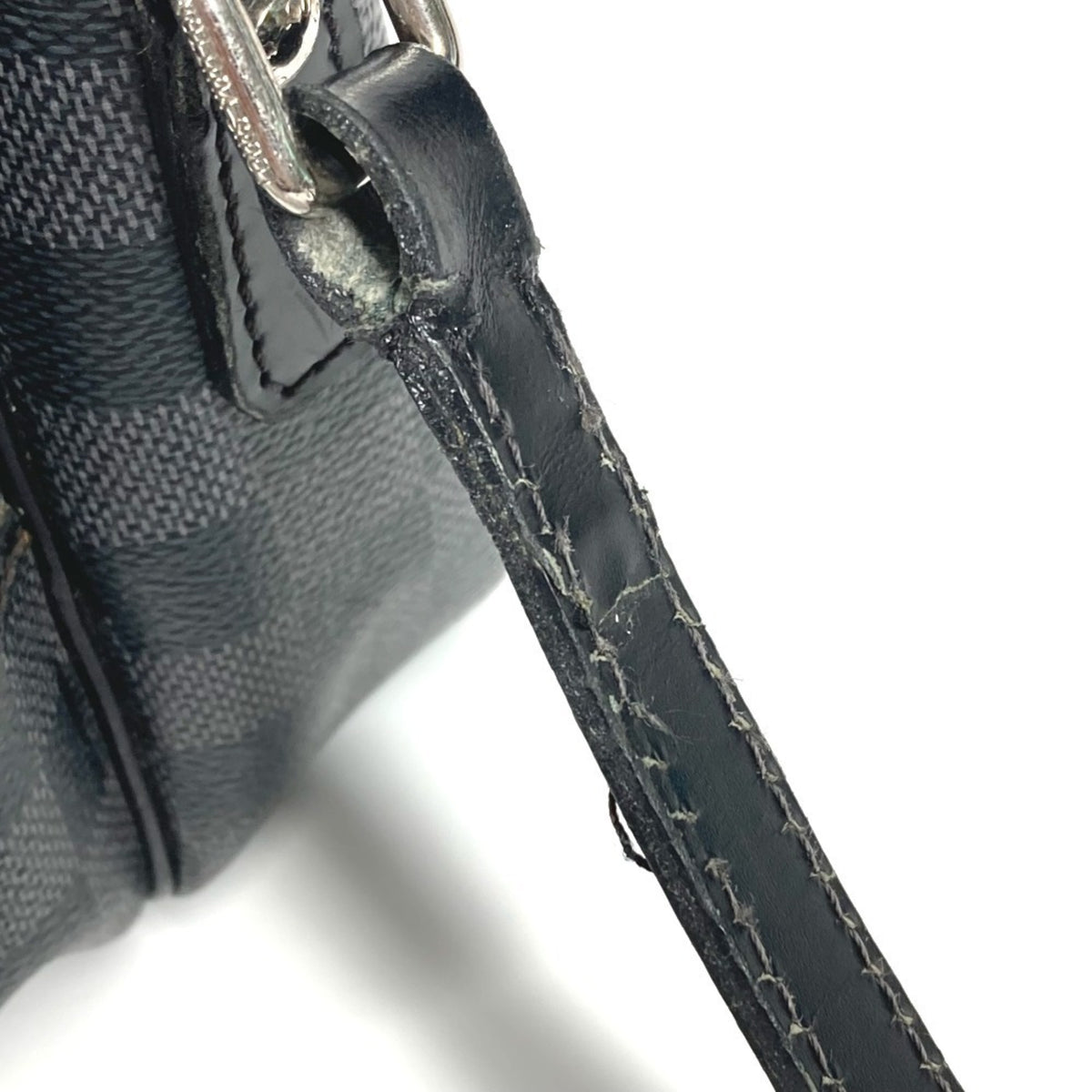 Louis Vuitton Black Damier Graphite Damier Graphite Pochette Shoulder Bag (Pre-Owned)