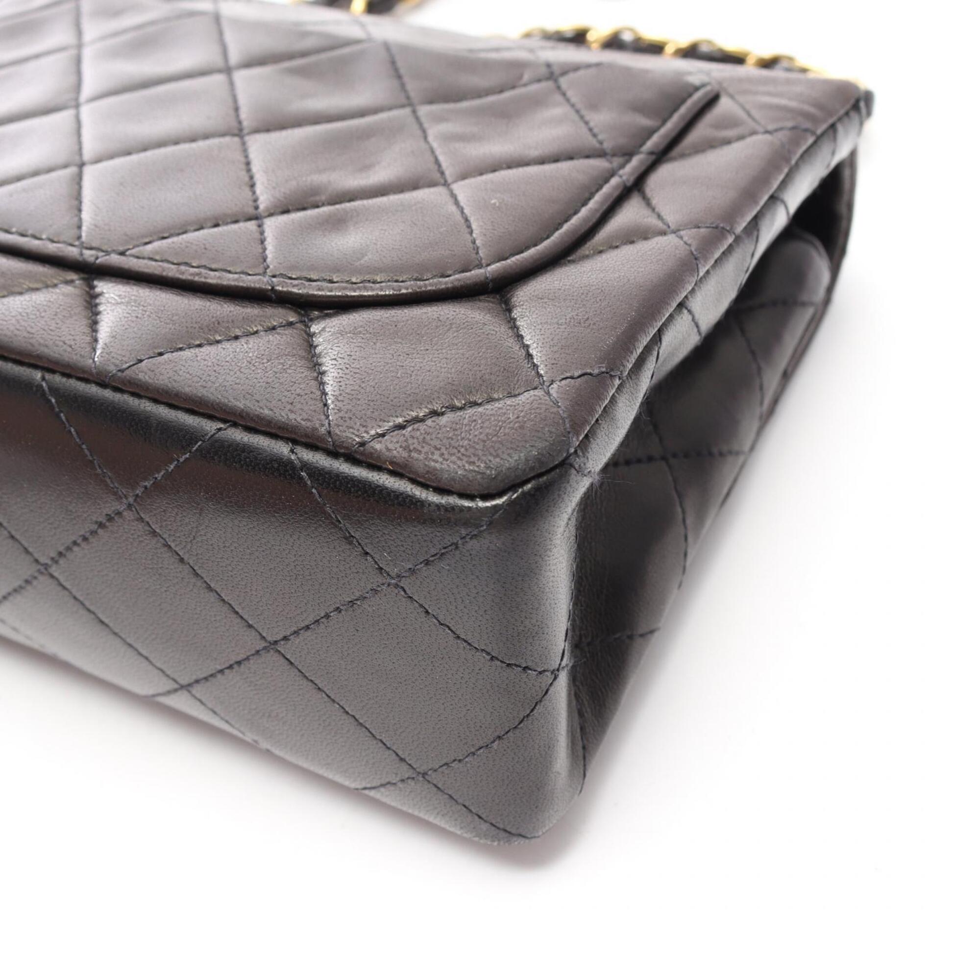 Chanel Black Leather Handbag Shoulder Bag (Pre-Owned)