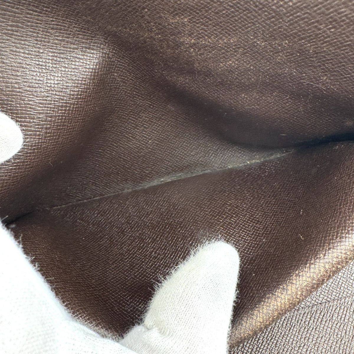 Louis Vuitton Brown Leather (Pre-Owned)