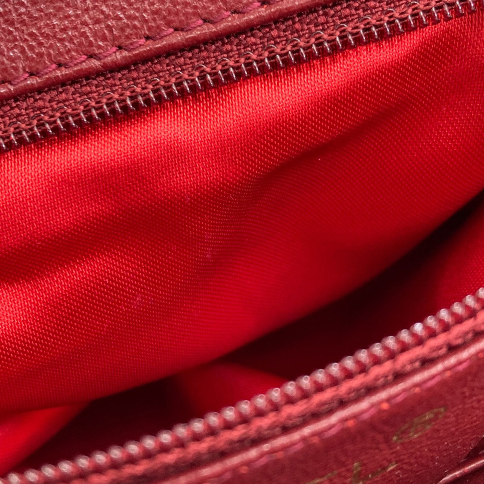 Chanel Red Color Tote Bag (Pre-Owned)