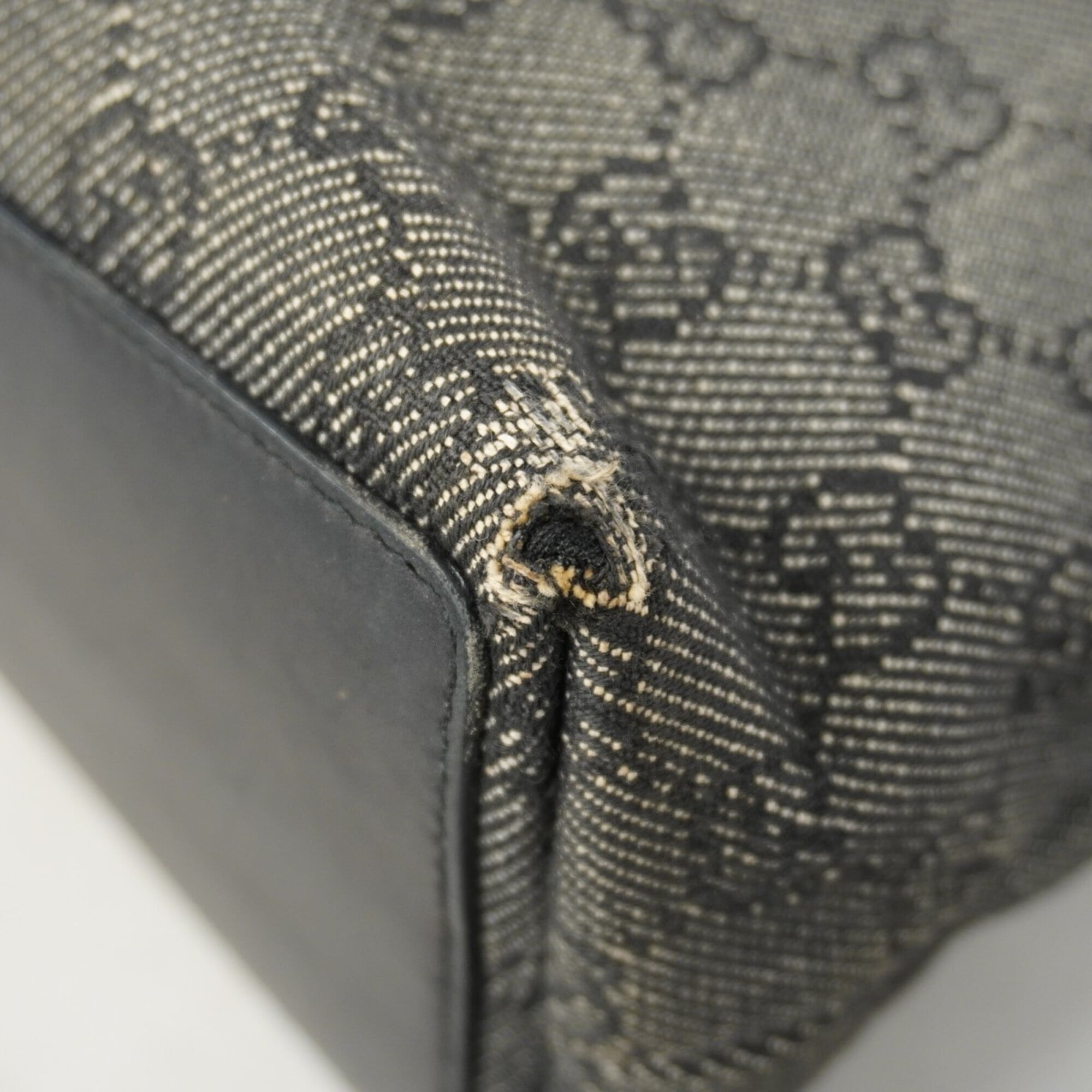 Gucci Black Denim Tote Bag (Pre-Owned)