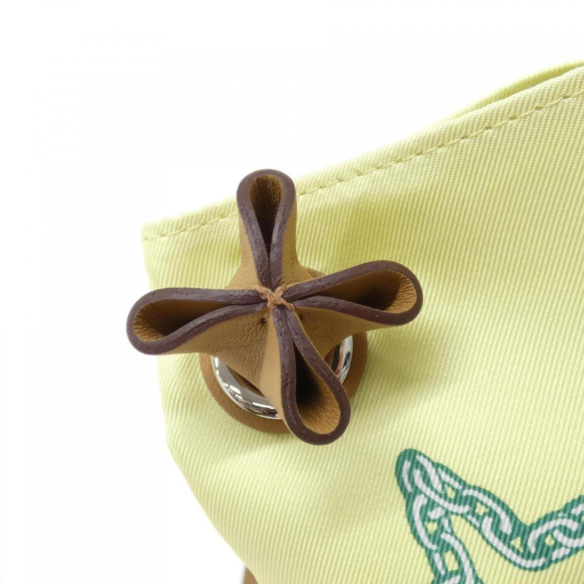 Hermes Biscuit Jaune Silk Swift Leather Shoulder Bag (Pre-Owned)