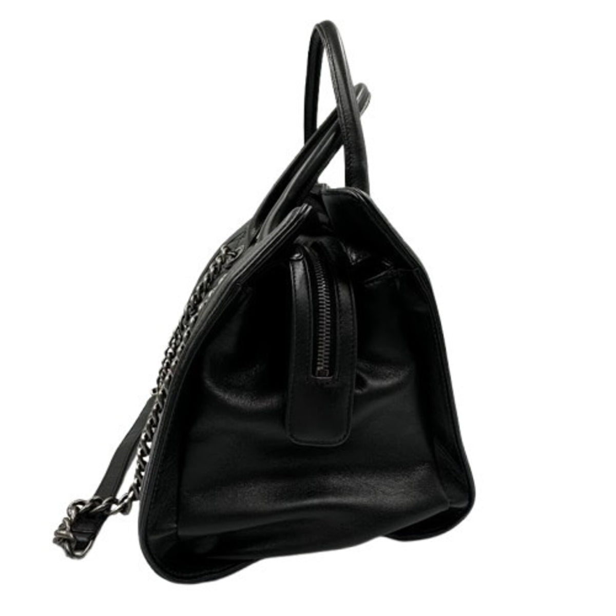 Chanel Boy Chanel Black Leather Shoulder Bag (Pre-Owned)