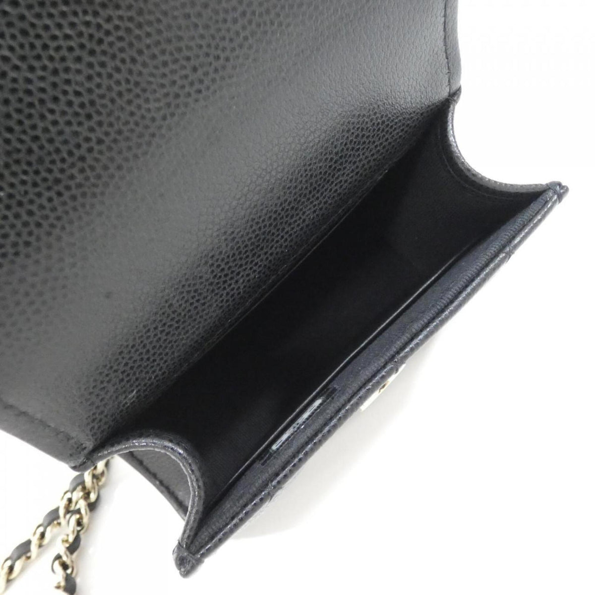 Chanel Black Grained Calfskin Handbag Shoulder Bag (Pre-Owned)