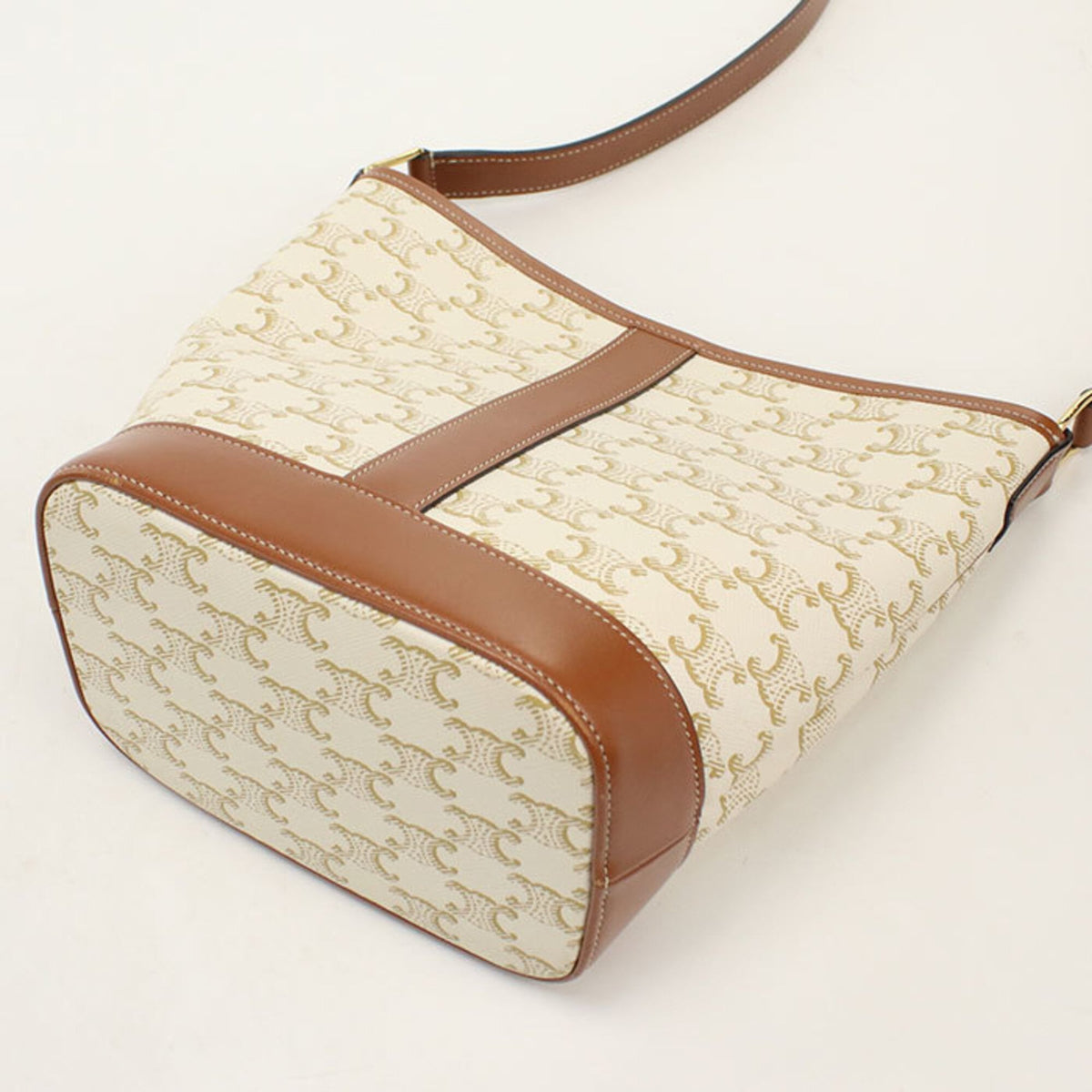 Celine White Pvc Shoulder Bag (Pre-Owned)