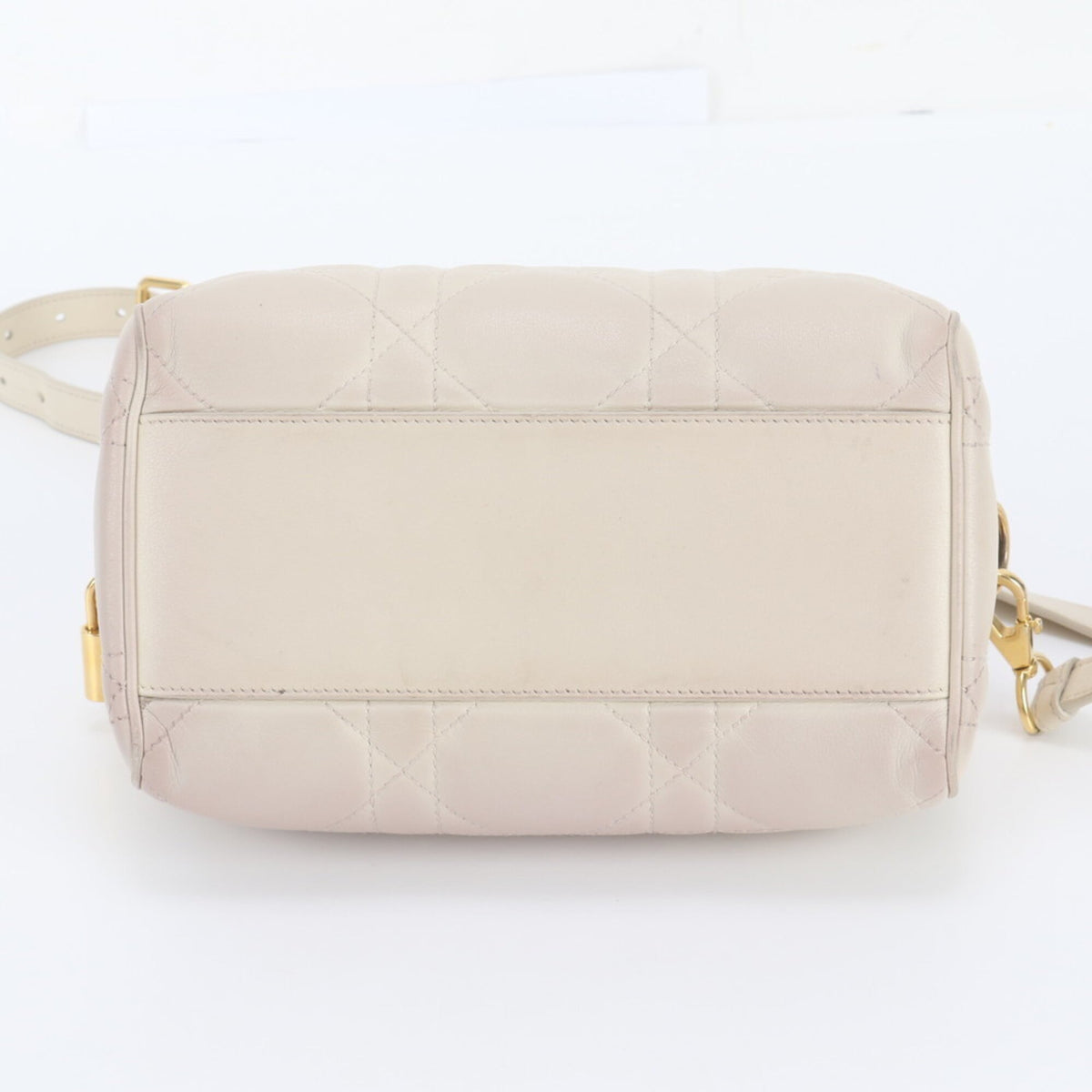 Christian Dior Cream Leather Boston Bag Shoulder Bag (Pre-Owned)