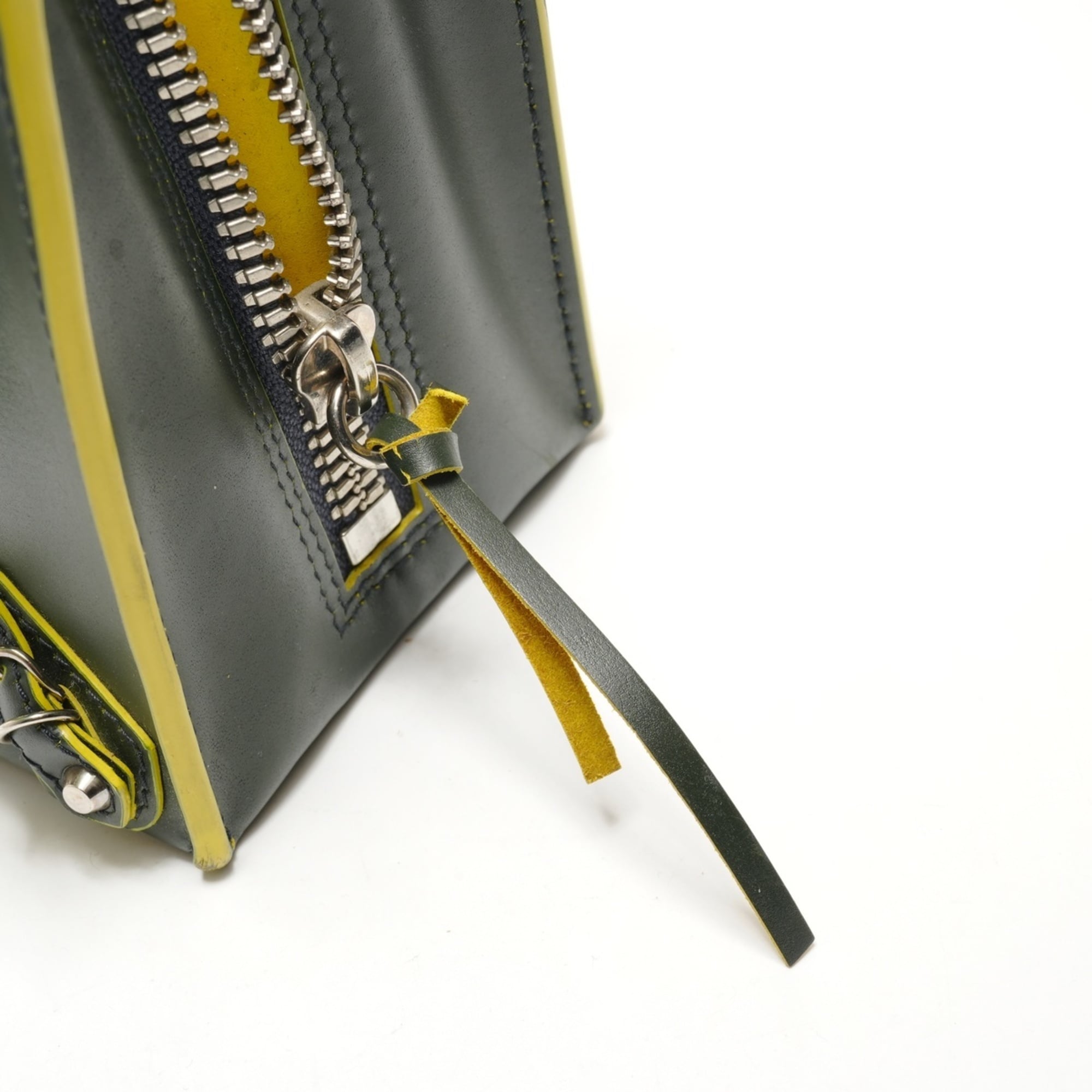 Balenciaga Green Leather Handbag (Pre-Owned)