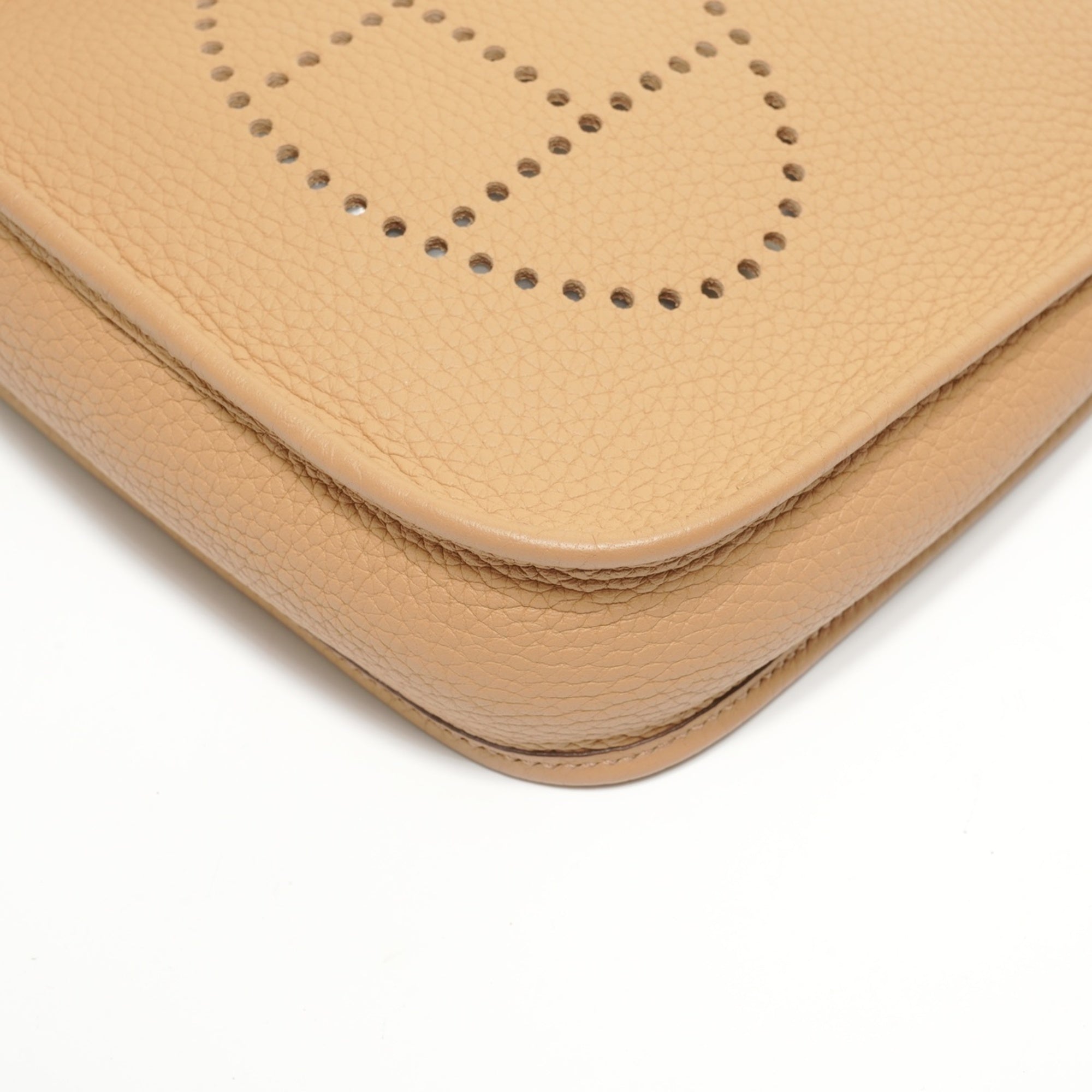 Hermes Evelyne Beige Shoulder Bag (Pre-Owned)