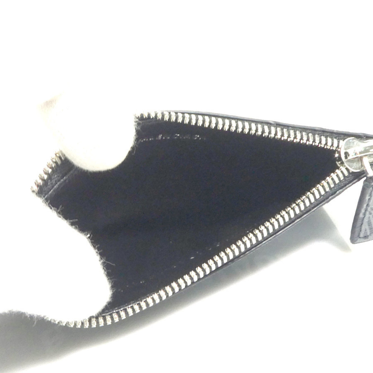 Balenciaga Black Leather Coin Purse/Coin Case (Pre-Owned)
