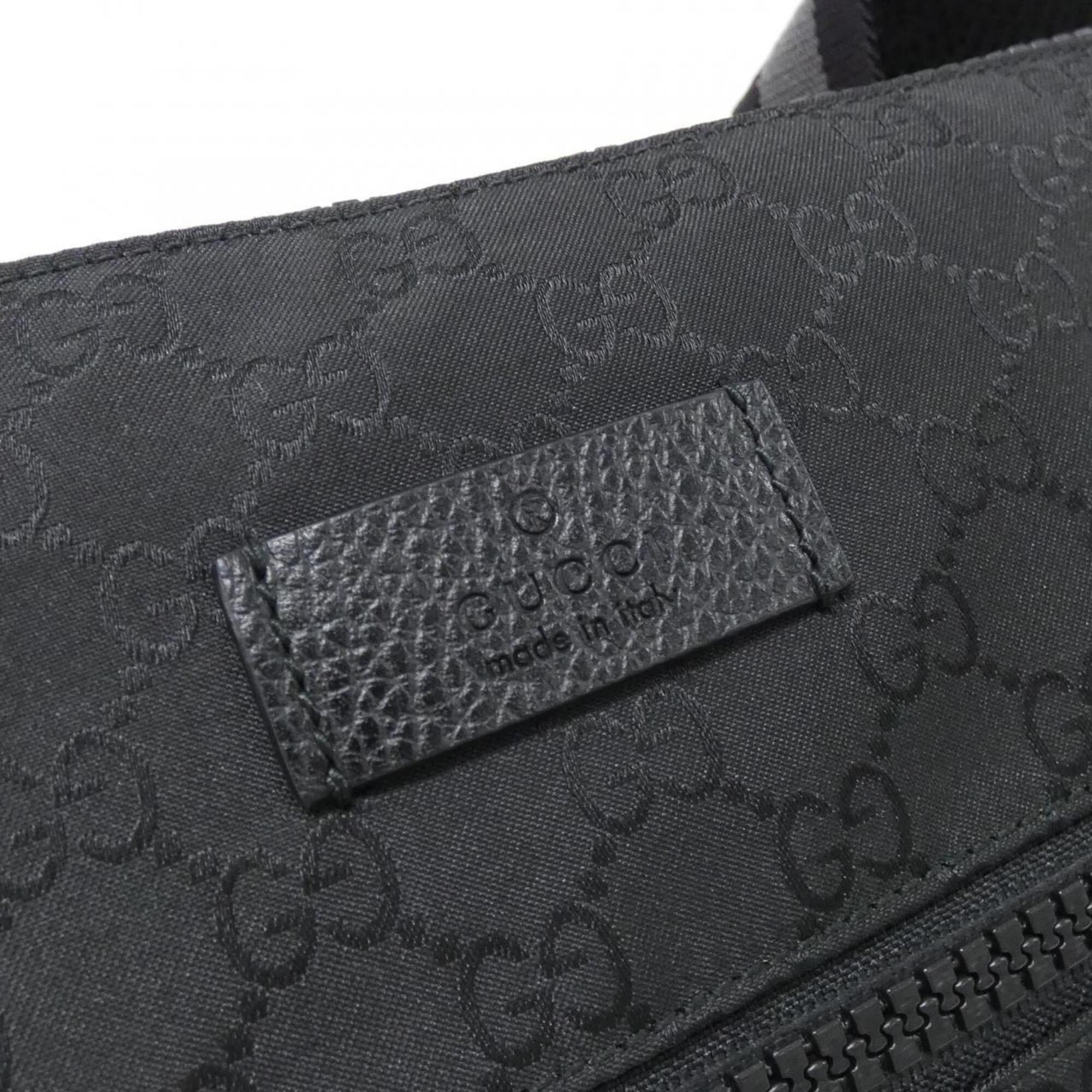 Gucci Black Nylon Shoulder Bag (Pre-Owned)