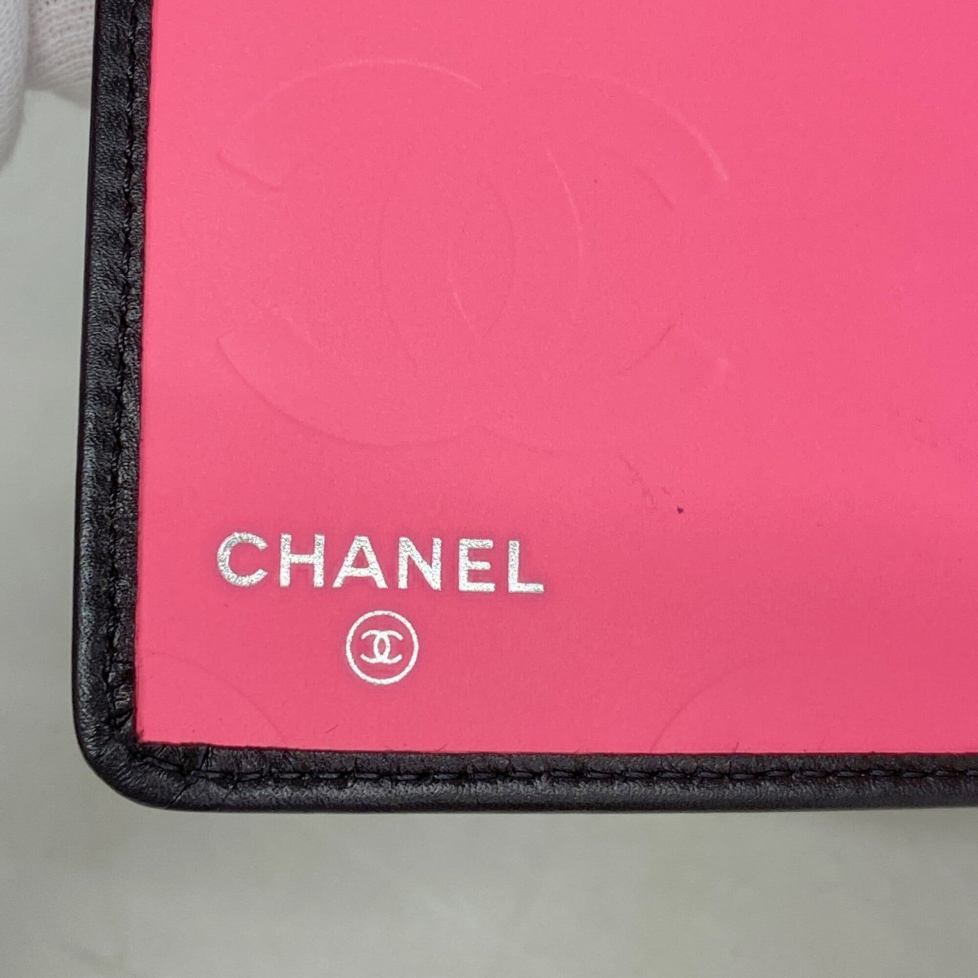 Chanel Black Leather Long Wallet (Bi-Fold) (Pre-Owned)