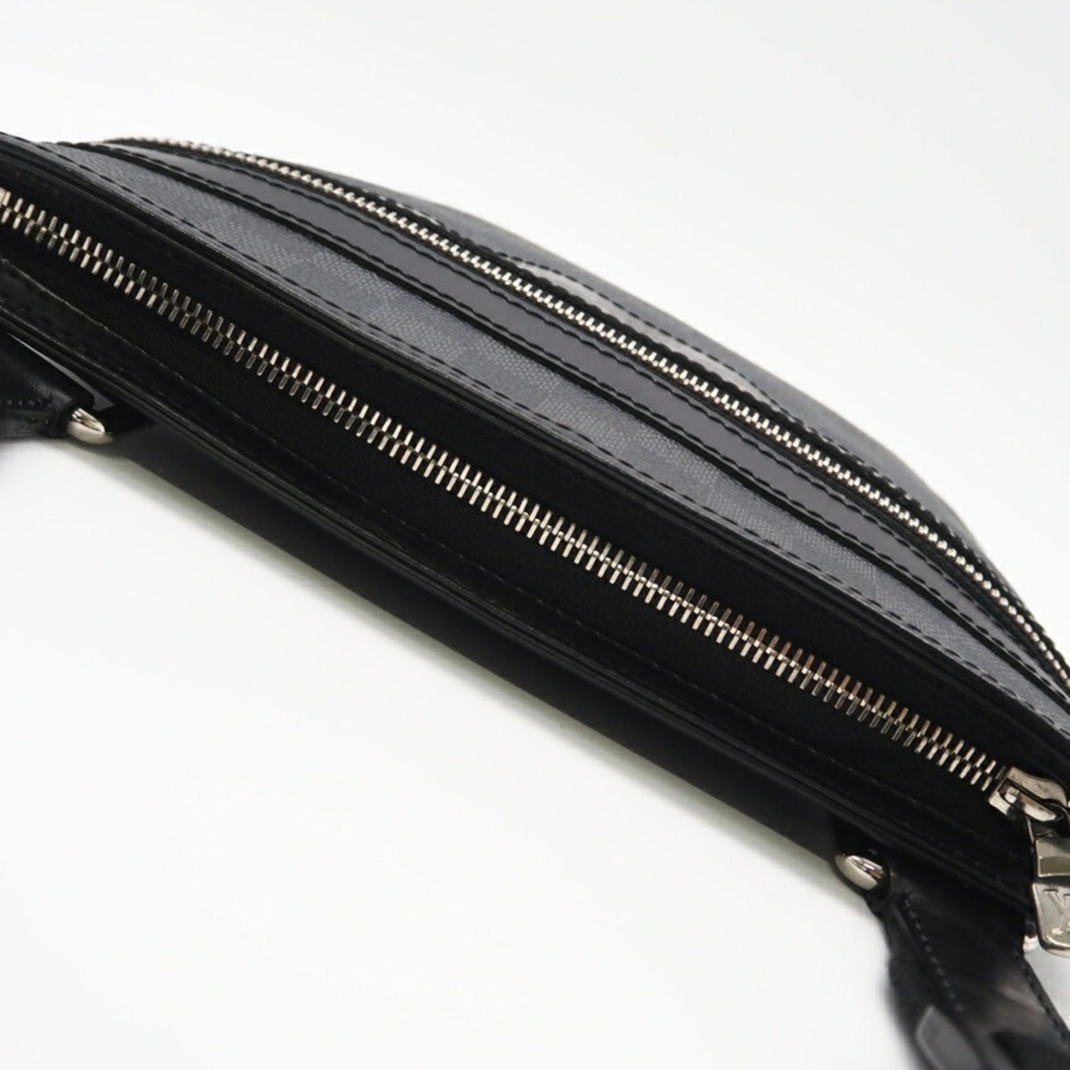 Louis Vuitton Black Gray Coated Canvas Shoulder Bag (Pre-Owned)