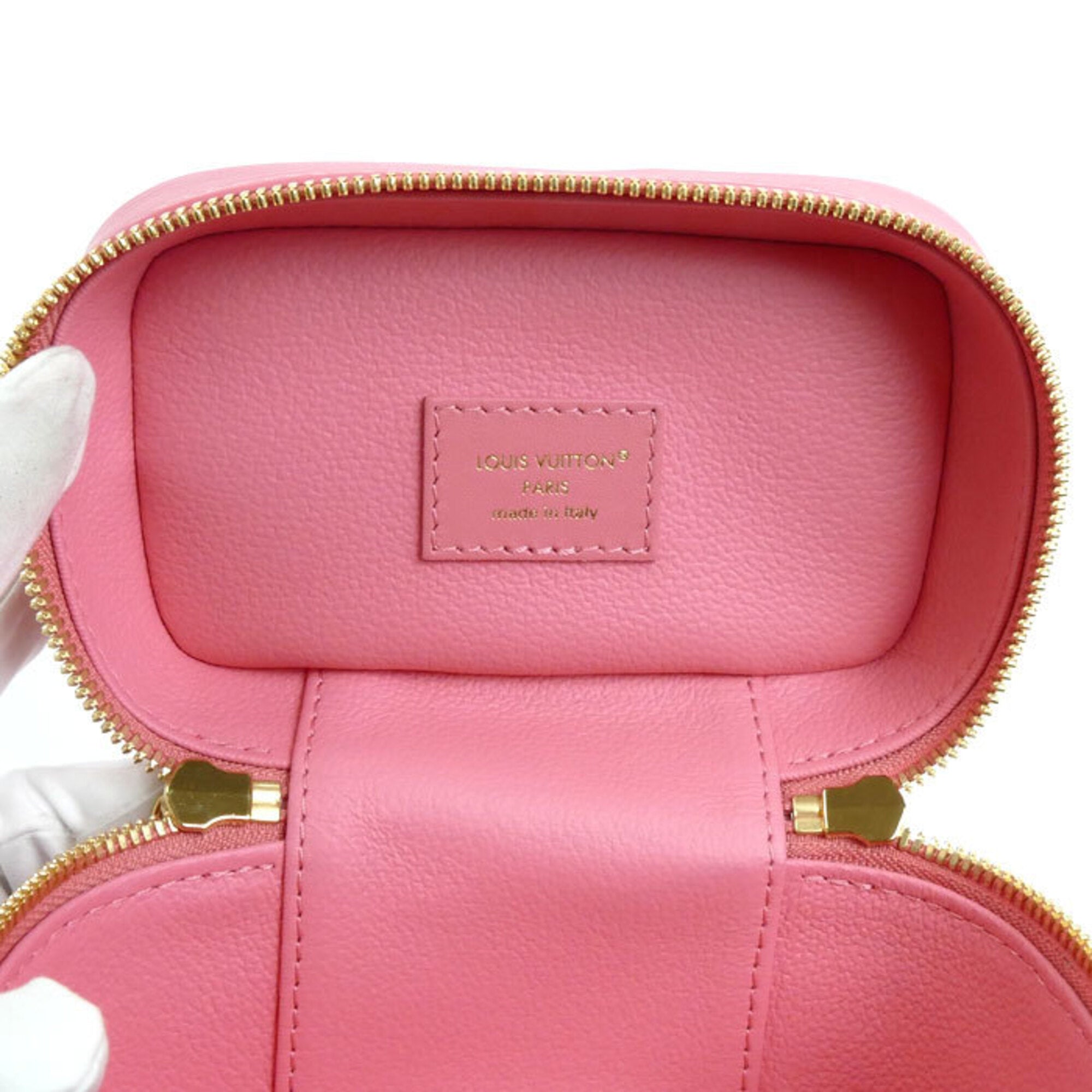 Louis Vuitton Pink Epi Leather Pouch (Pre-Owned)