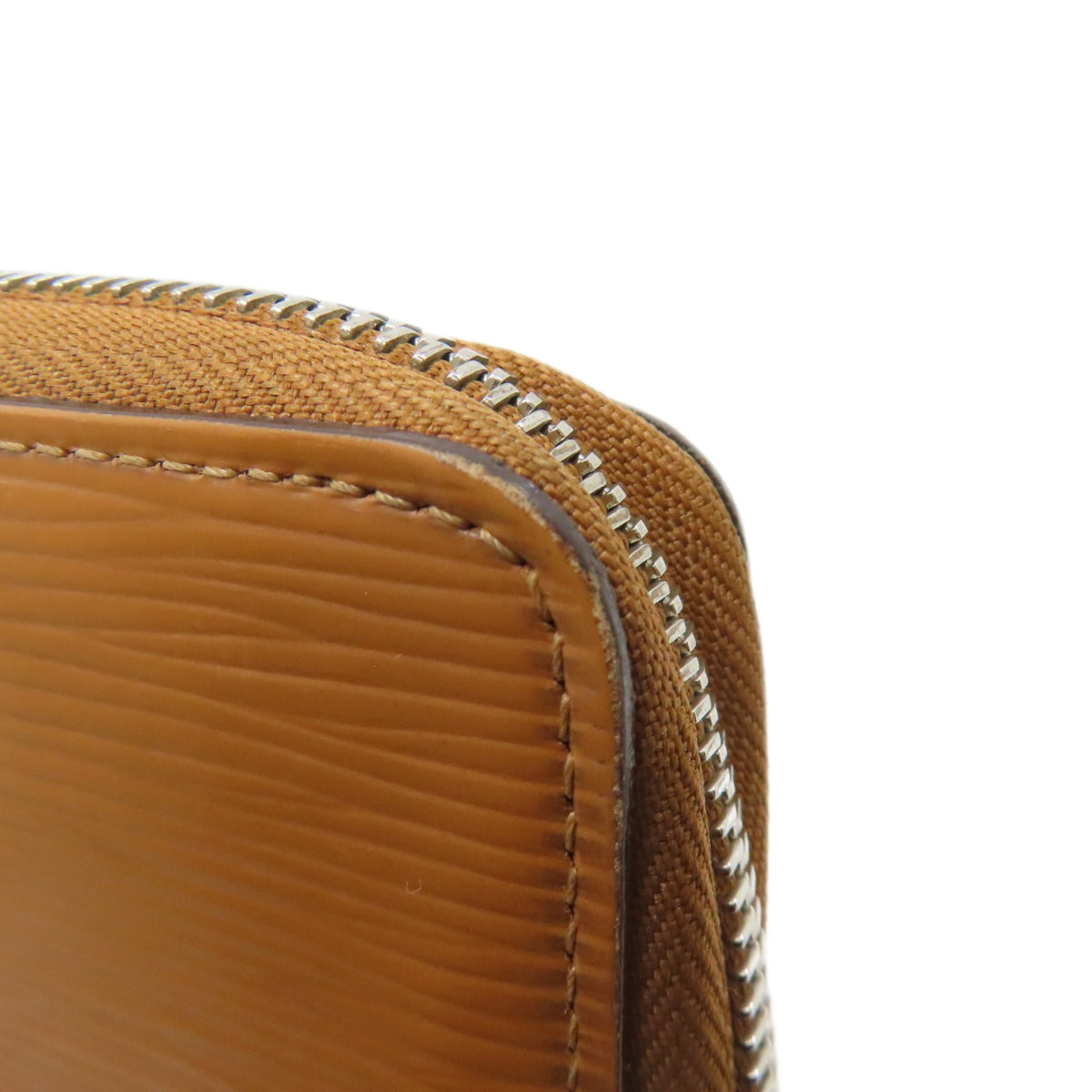 Louis Vuitton Brown Epi Leather Long Wallet (Bi-Fold) (Pre-Owned)