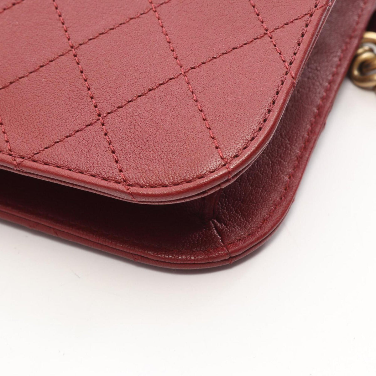 Chanel Bordeaux Leather Handbag Shoulder Bag (Pre-Owned)