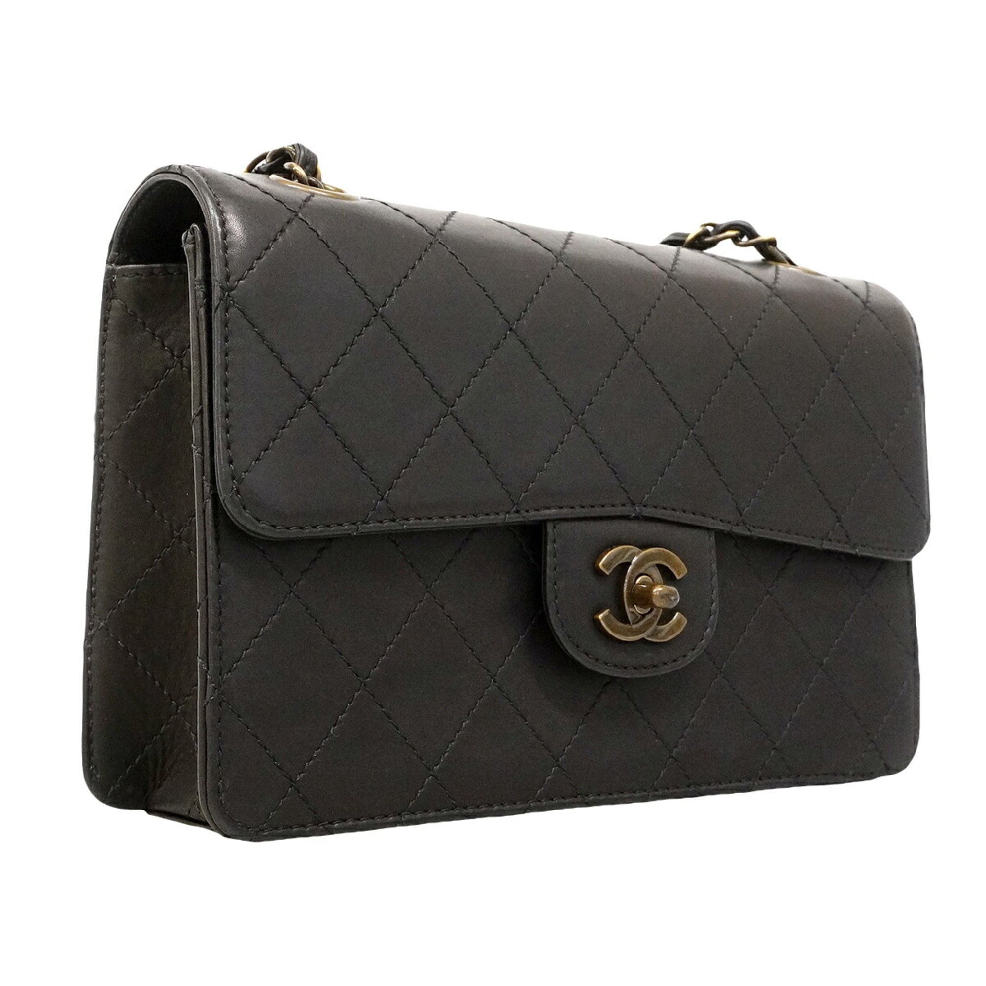 Chanel Black Leather Shoulder Bag (Pre-Owned)