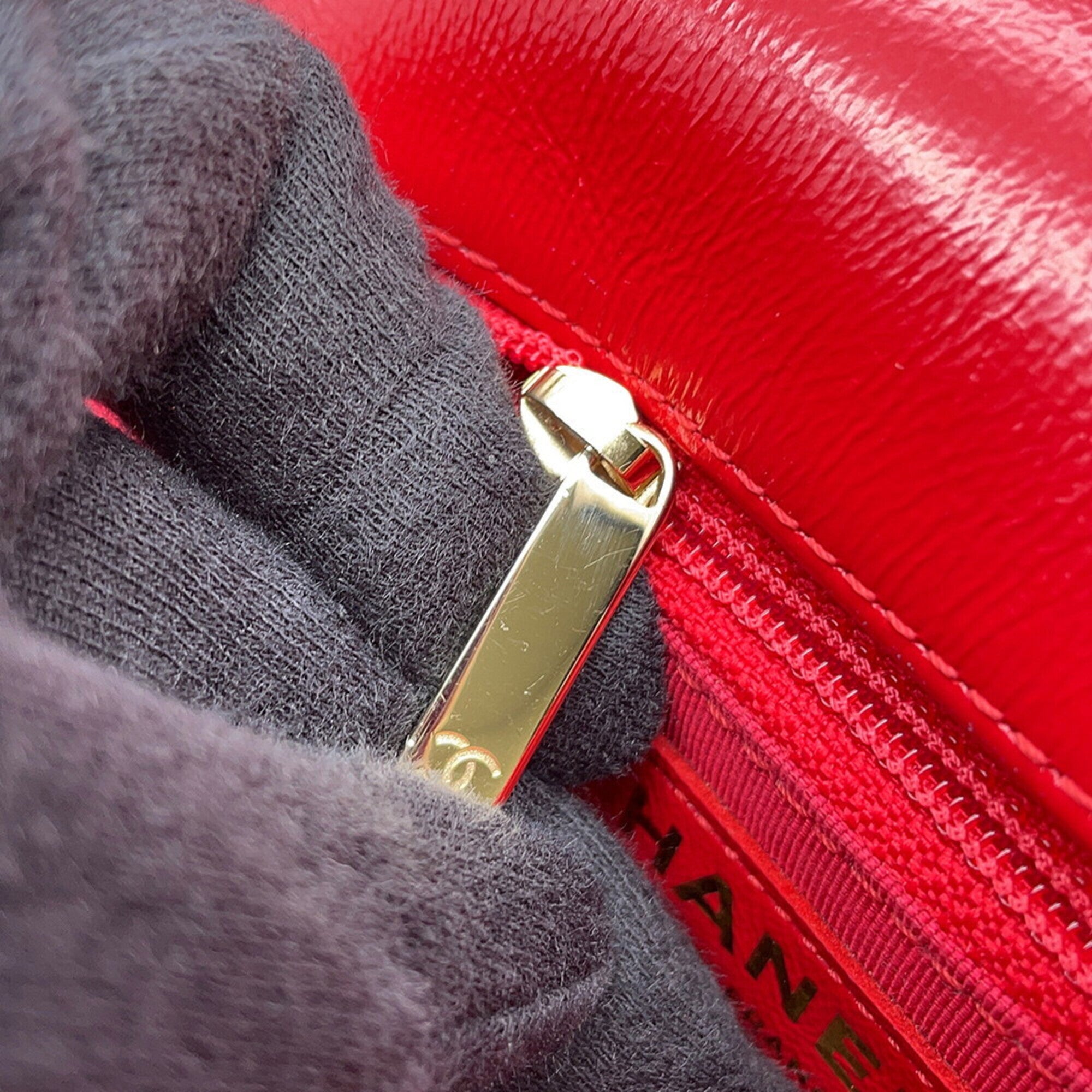 Chanel Matelasse Red Color Handbag Shoulder Bag (Pre-Owned)