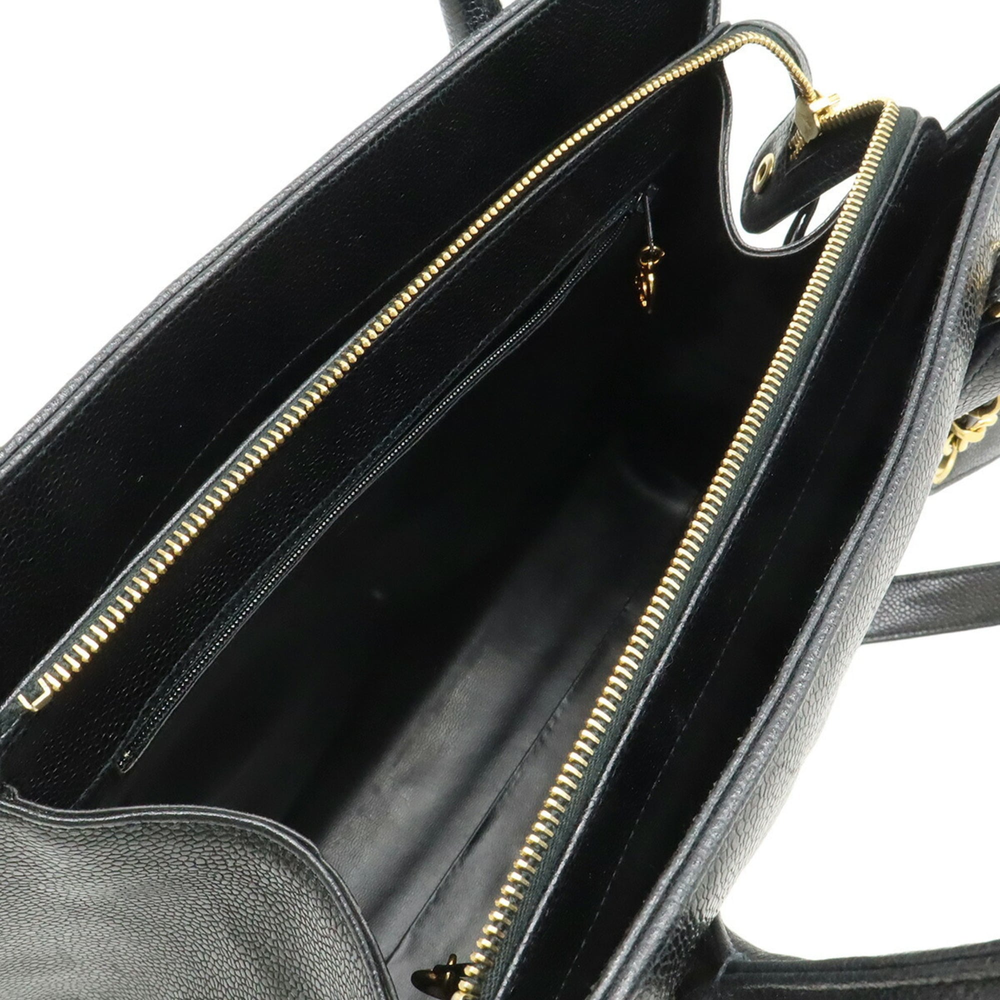 Chanel Chevron (V Stitch) Black Leather Handbag Shoulder Bag (Pre-Owned)