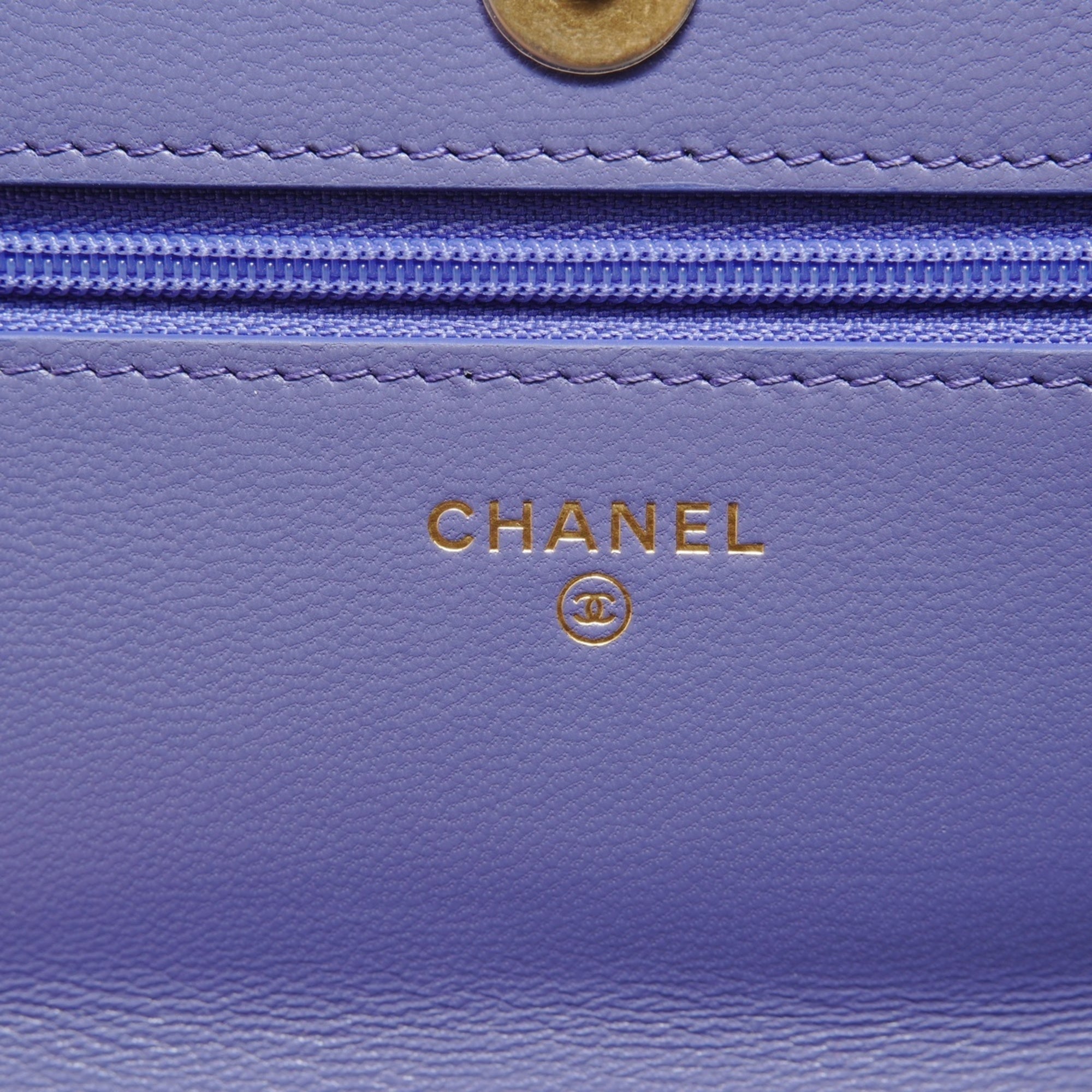Chanel Matelasse Purple Shoulder Bag (Pre-Owned)