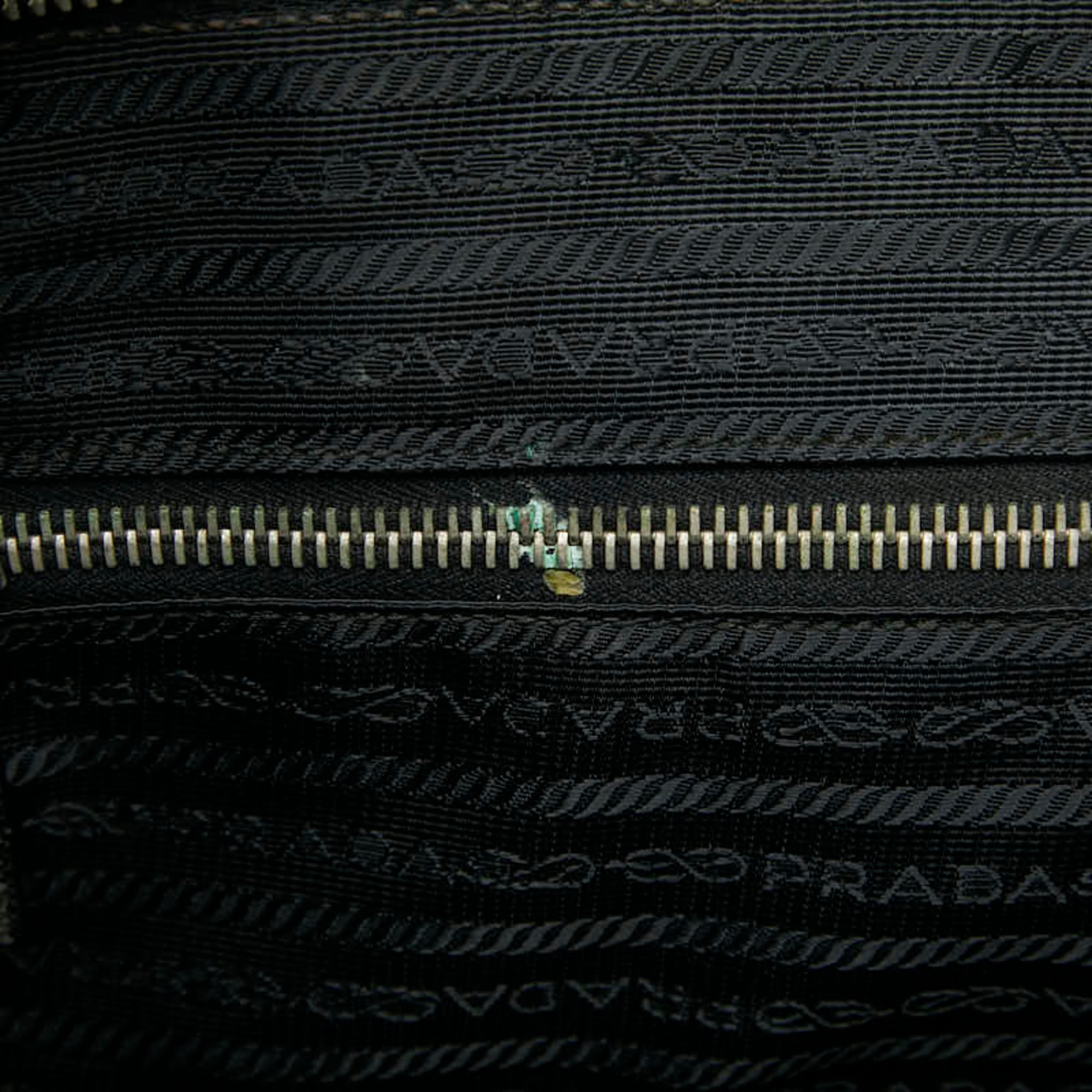 Prada Black Leather Handbag (Pre-Owned)
