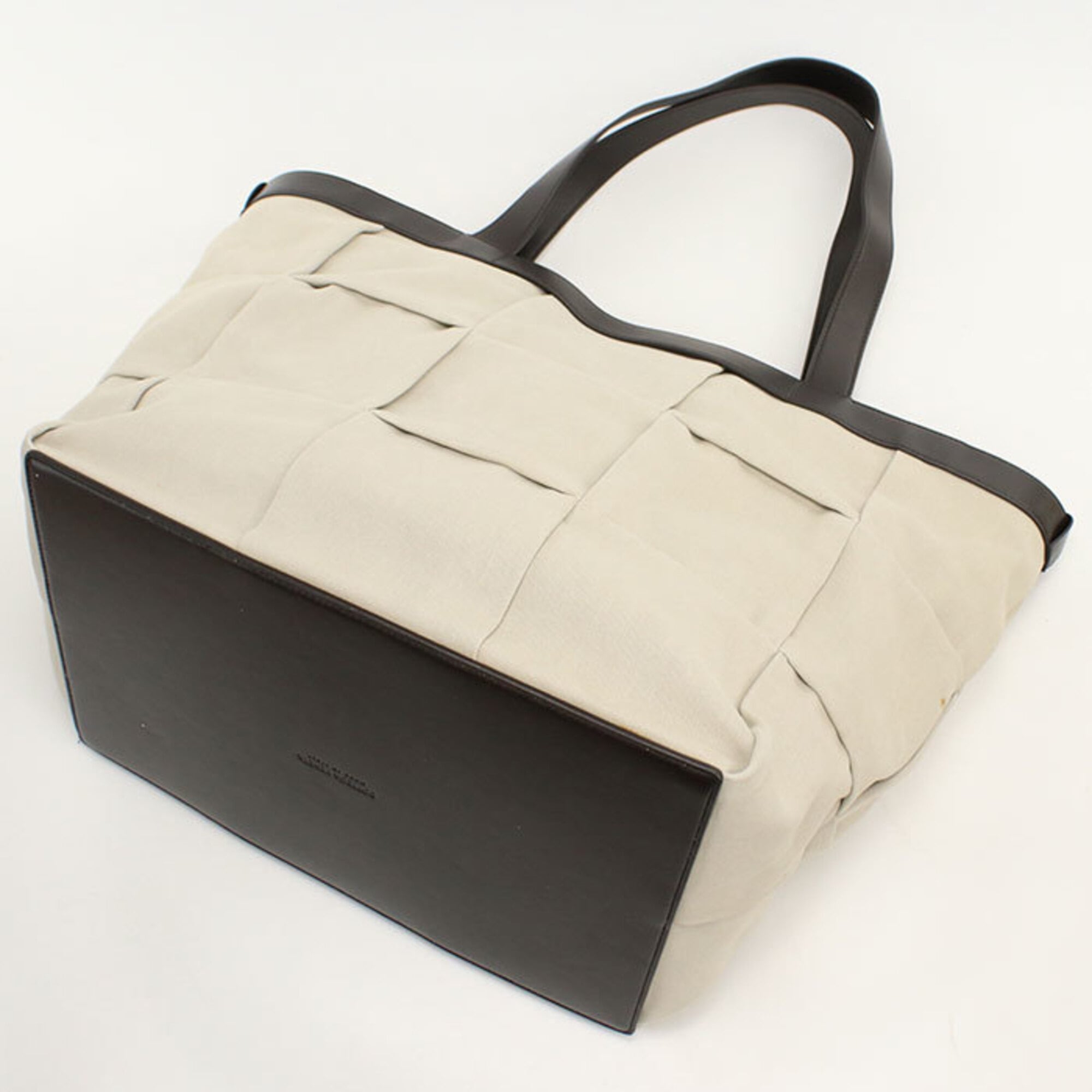 Bottega Veneta Ivory Canvas Tote Bag (Pre-Owned)