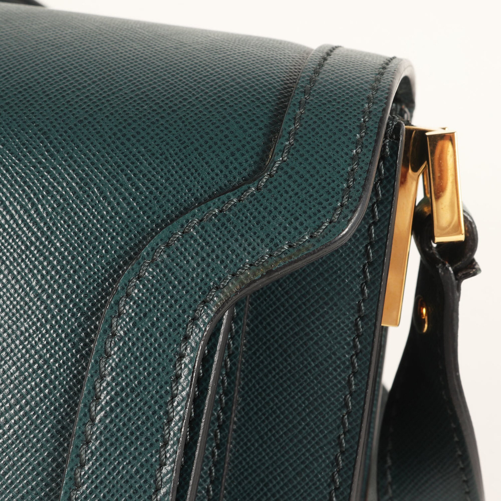Marni Green Leather Shoulder Bag (Pre-Owned)