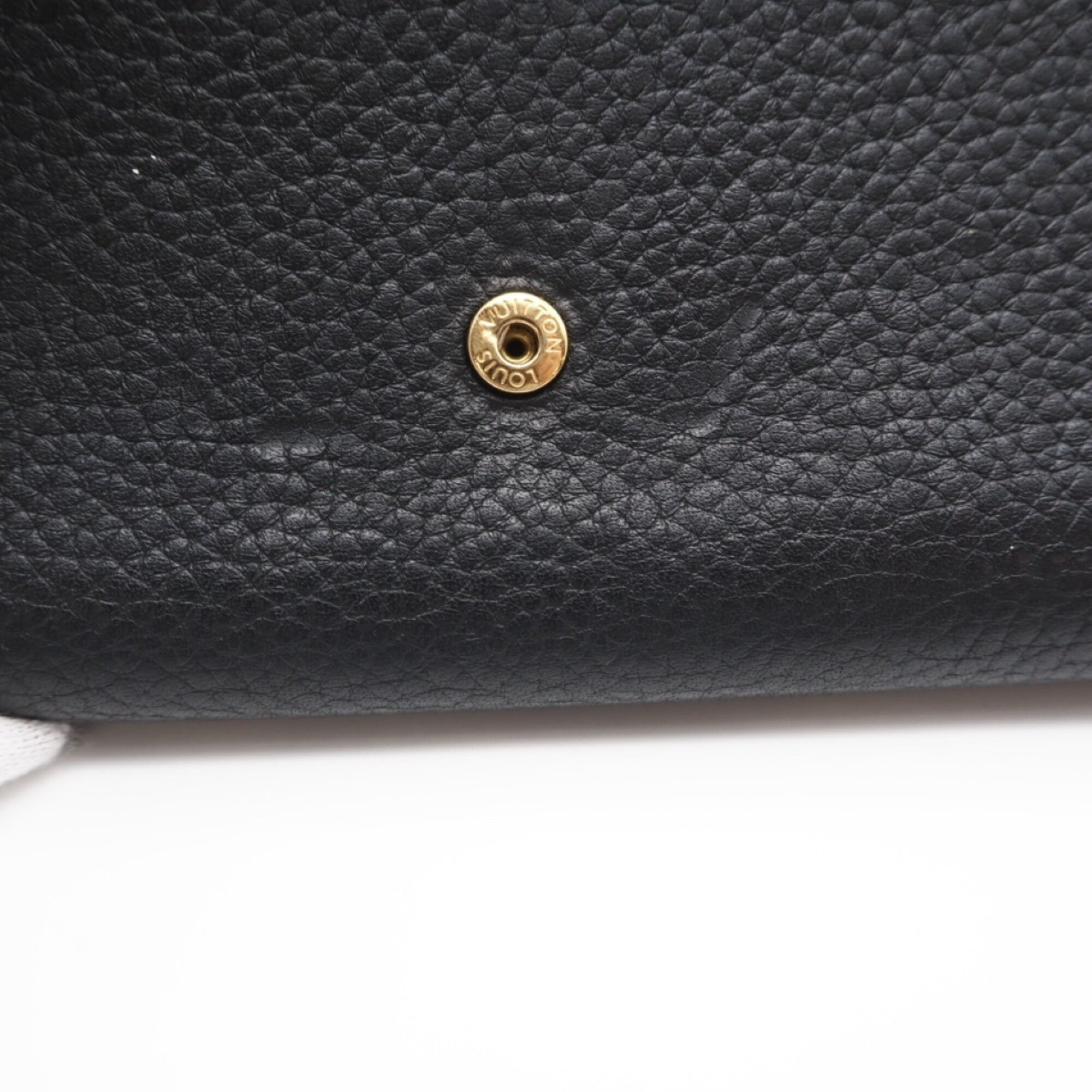 Louis Vuitton Black Leather Long Wallet (Bi-Fold) (Pre-Owned)