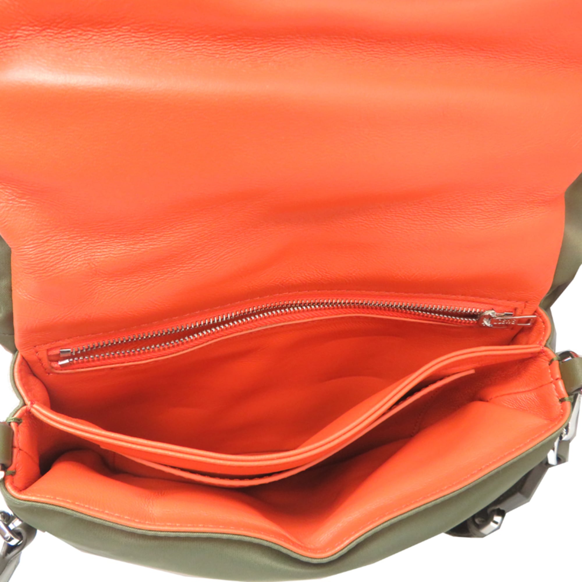 Loewe Green Khaki Nylon Leather Shoulder Bag (Pre-Owned)