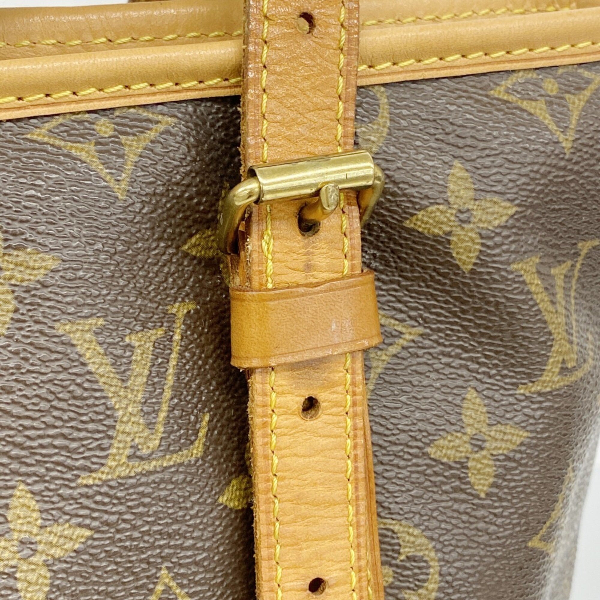 Louis Vuitton Brown Tote Bag (Pre-Owned)