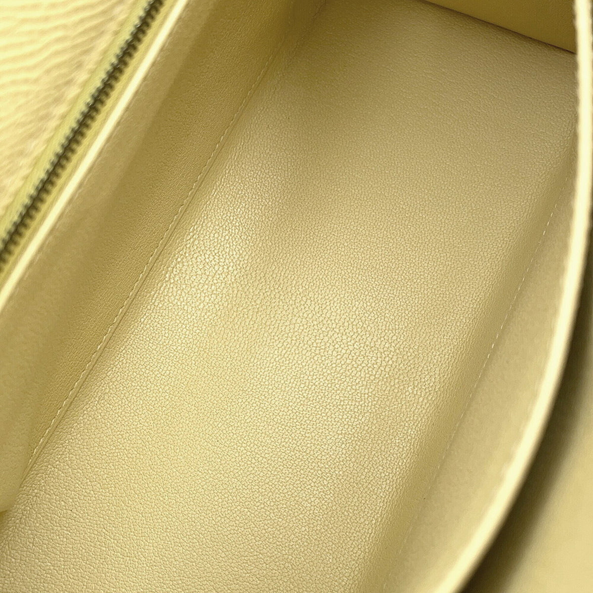 Hermes Kelly Jaune Epsom Leather Handbag (Pre-Owned)