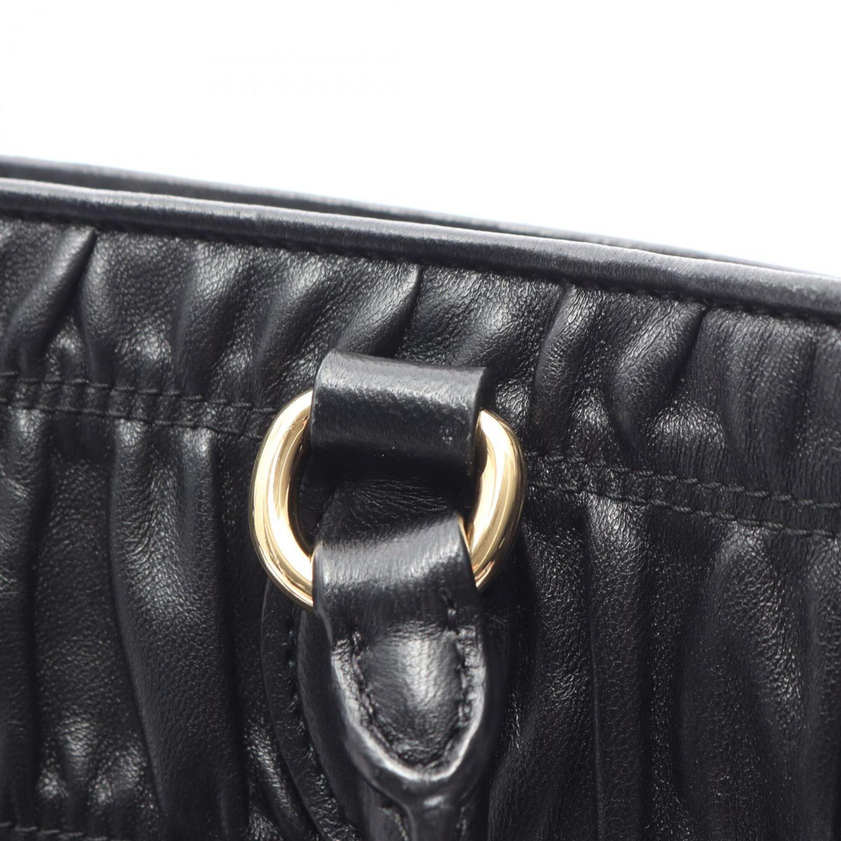 Prada Black Leather Handbag (Pre-Owned)