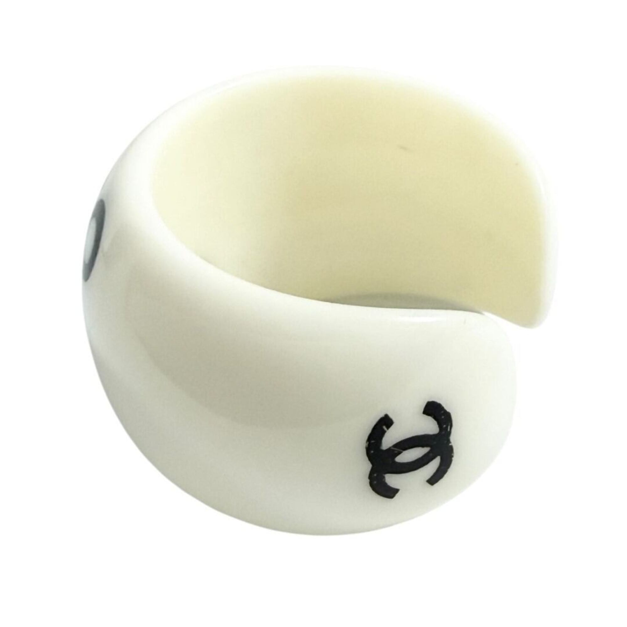 Chanel Plastic Band Ring (Pre-Owned)