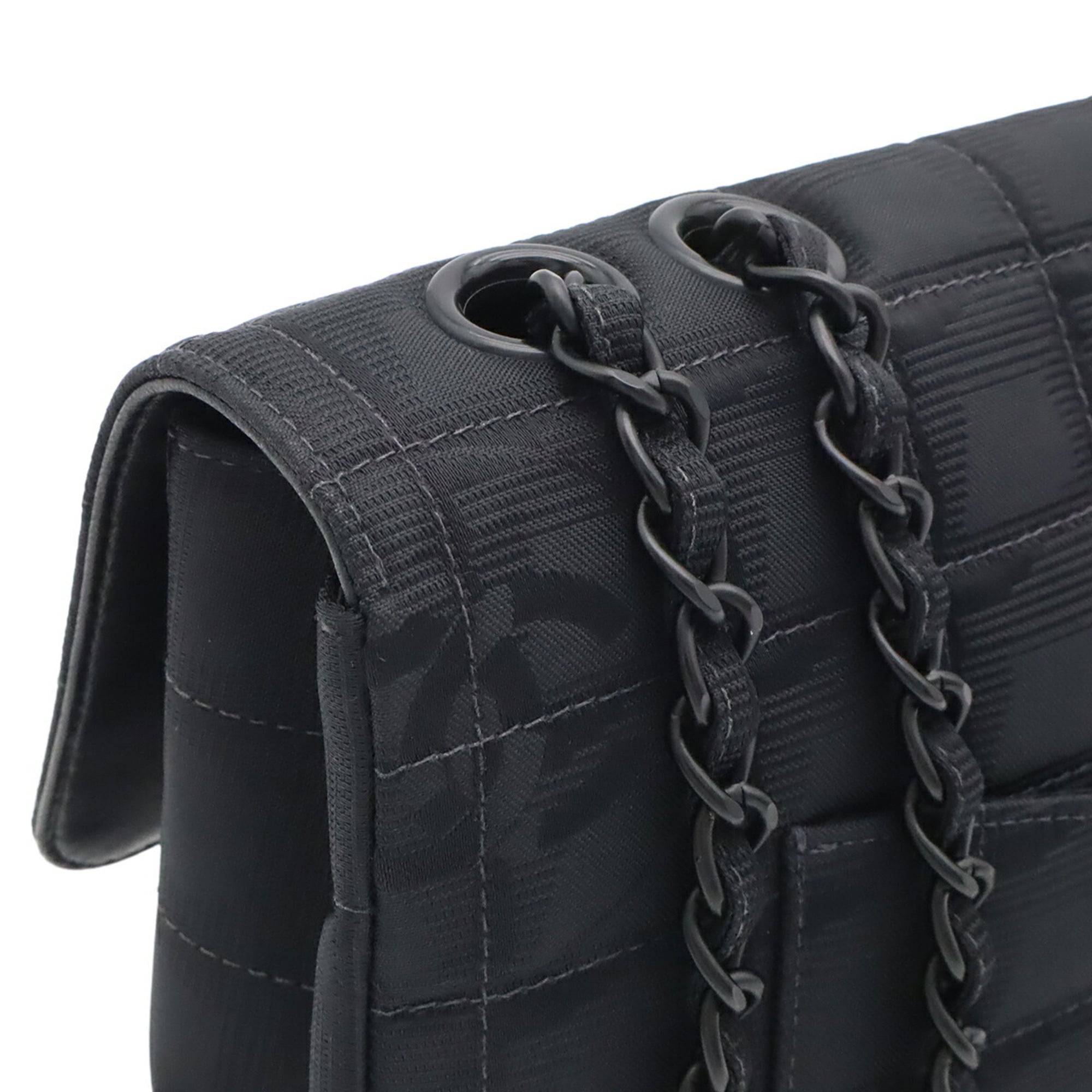 Chanel New Travel Line Black Nylon Leather Shoulder Bag (Pre-Owned)