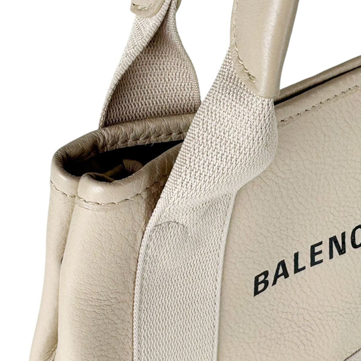 Balenciaga Beige Leather Handbag (Pre-Owned)