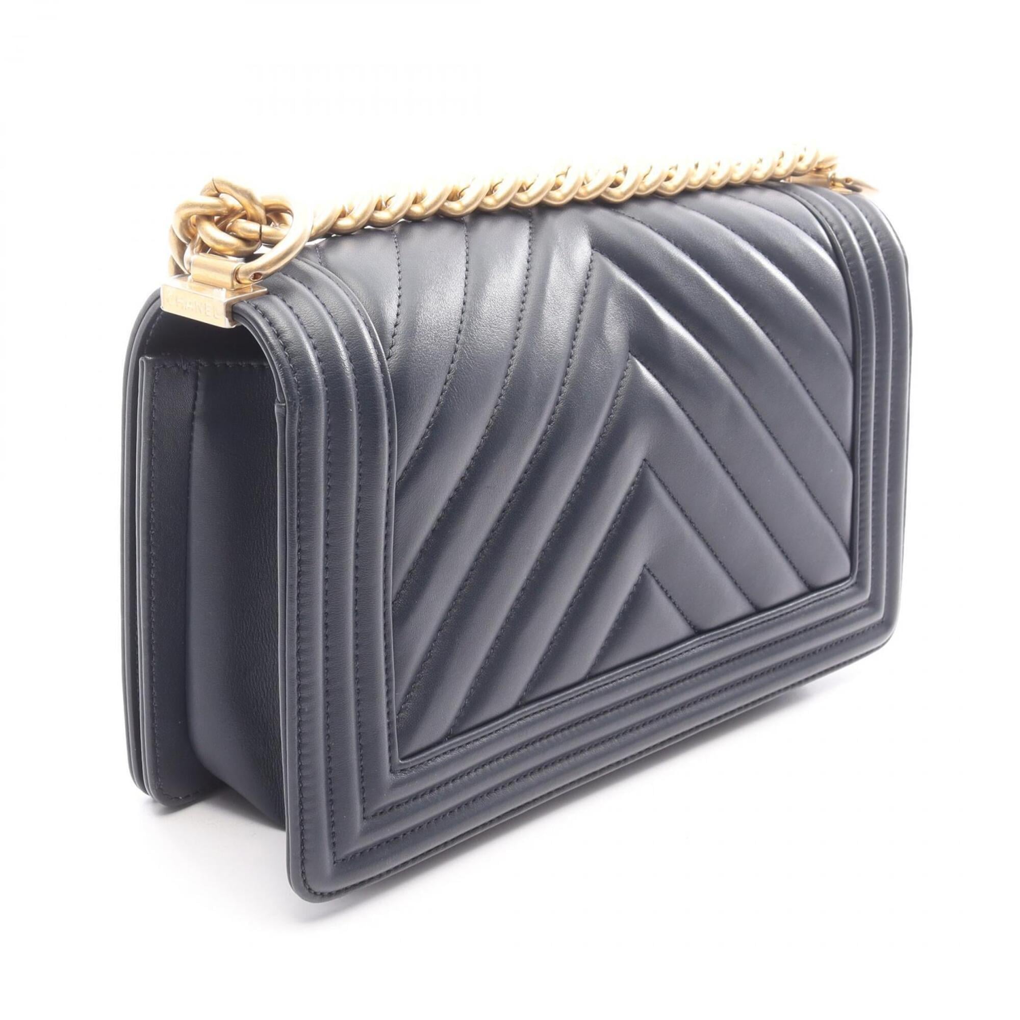 Chanel Navy Leather Handbag Shoulder Bag (Pre-Owned)
