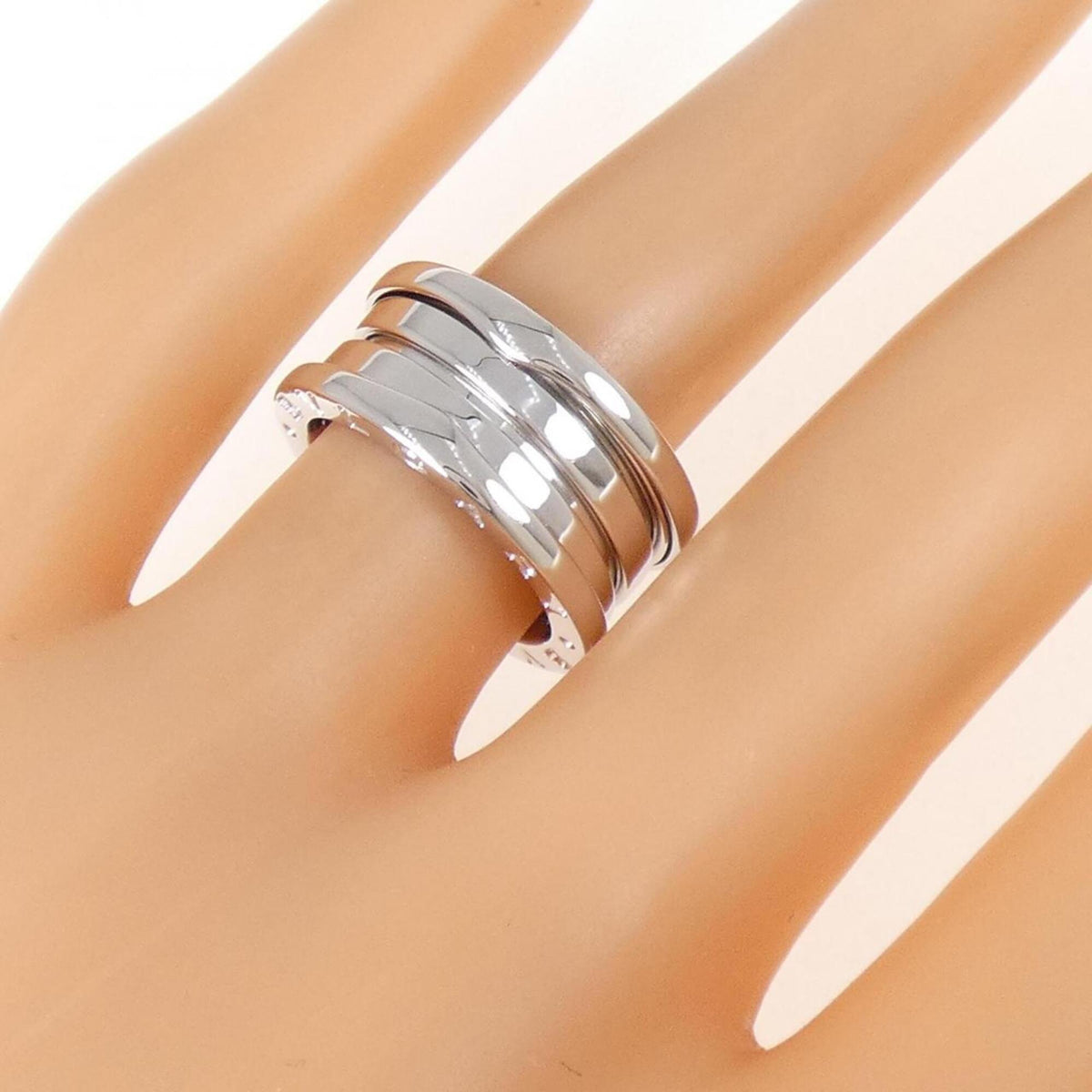 Bvlgari Silver White Gold (18K) Band Ring (Pre-Owned)
